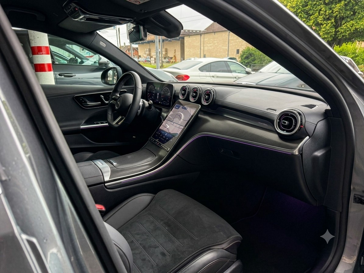 MERCEDES-BENZ C 200 AMG Line-image-14