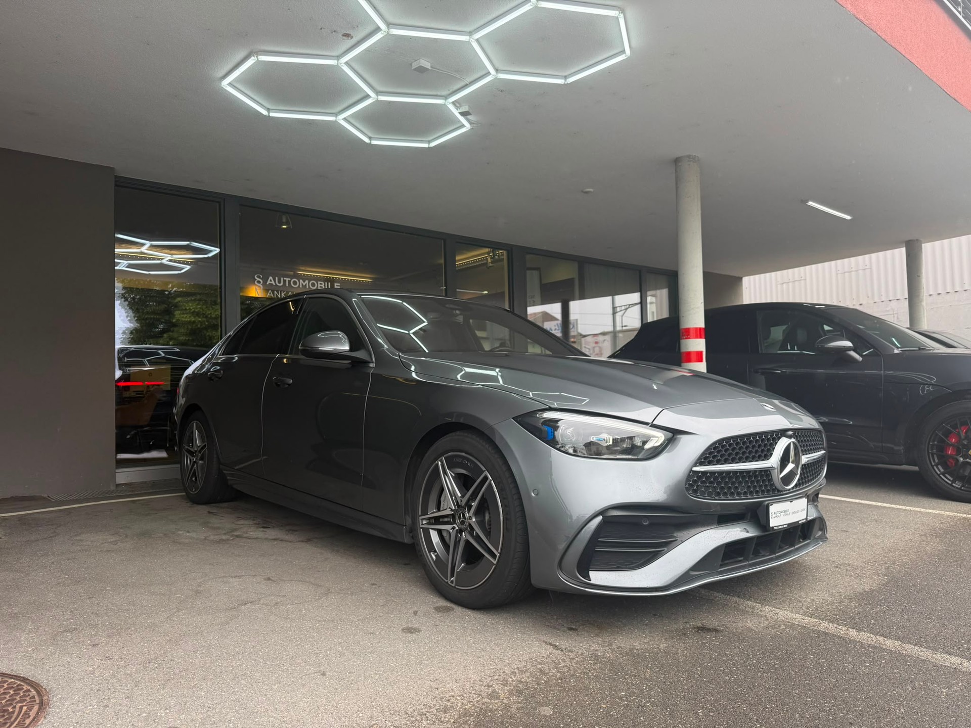 MERCEDES-BENZ C 200 AMG Line-image-2