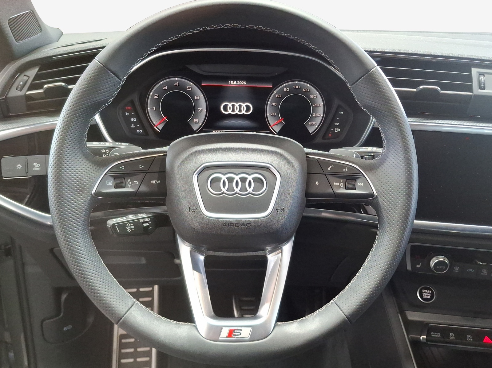 AUDI Q3 Sportback 35 TFSI Attraction S-tronic-image-9
