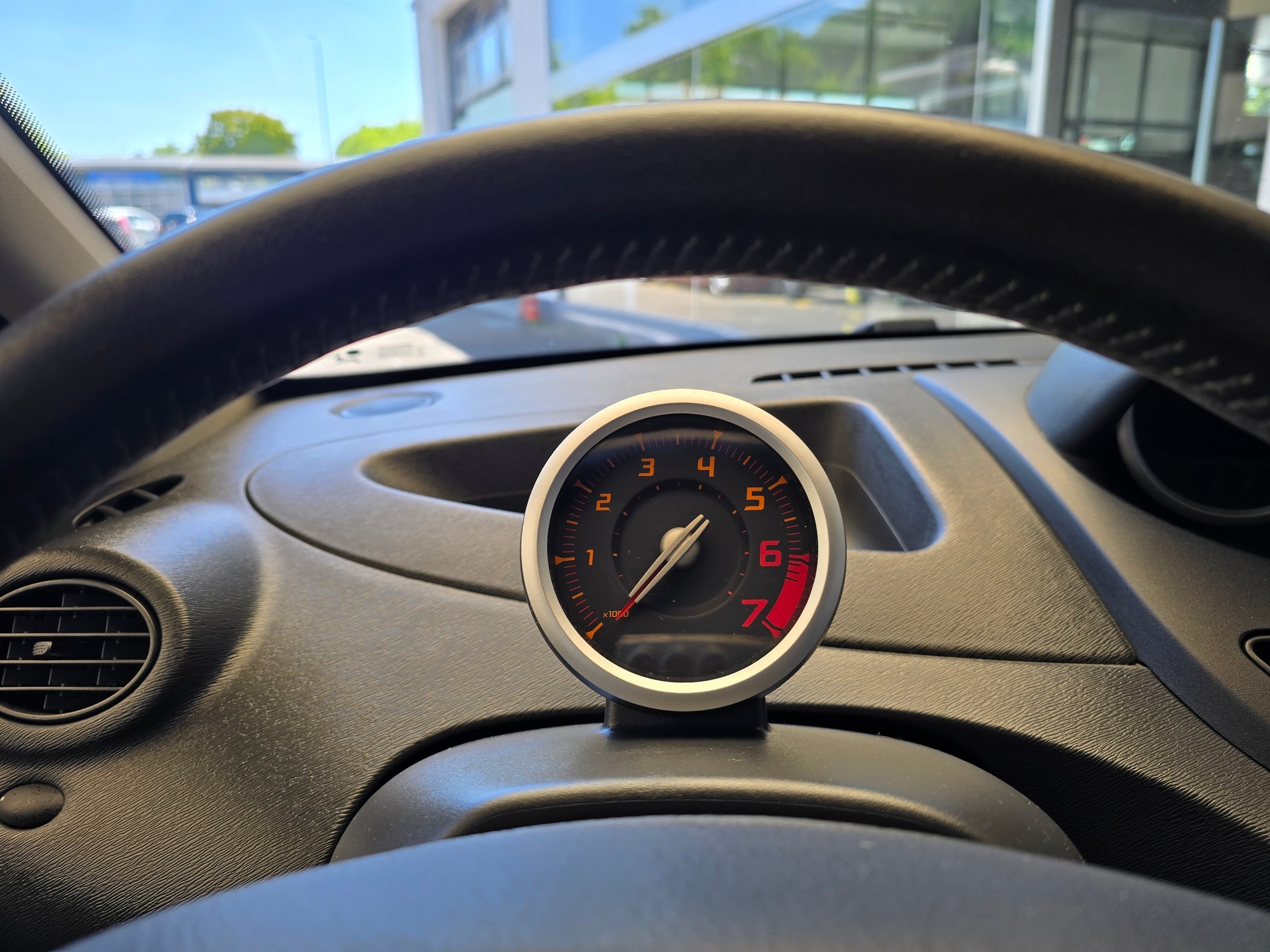 RENAULT Twingo 1.2 16V T GT-image-10