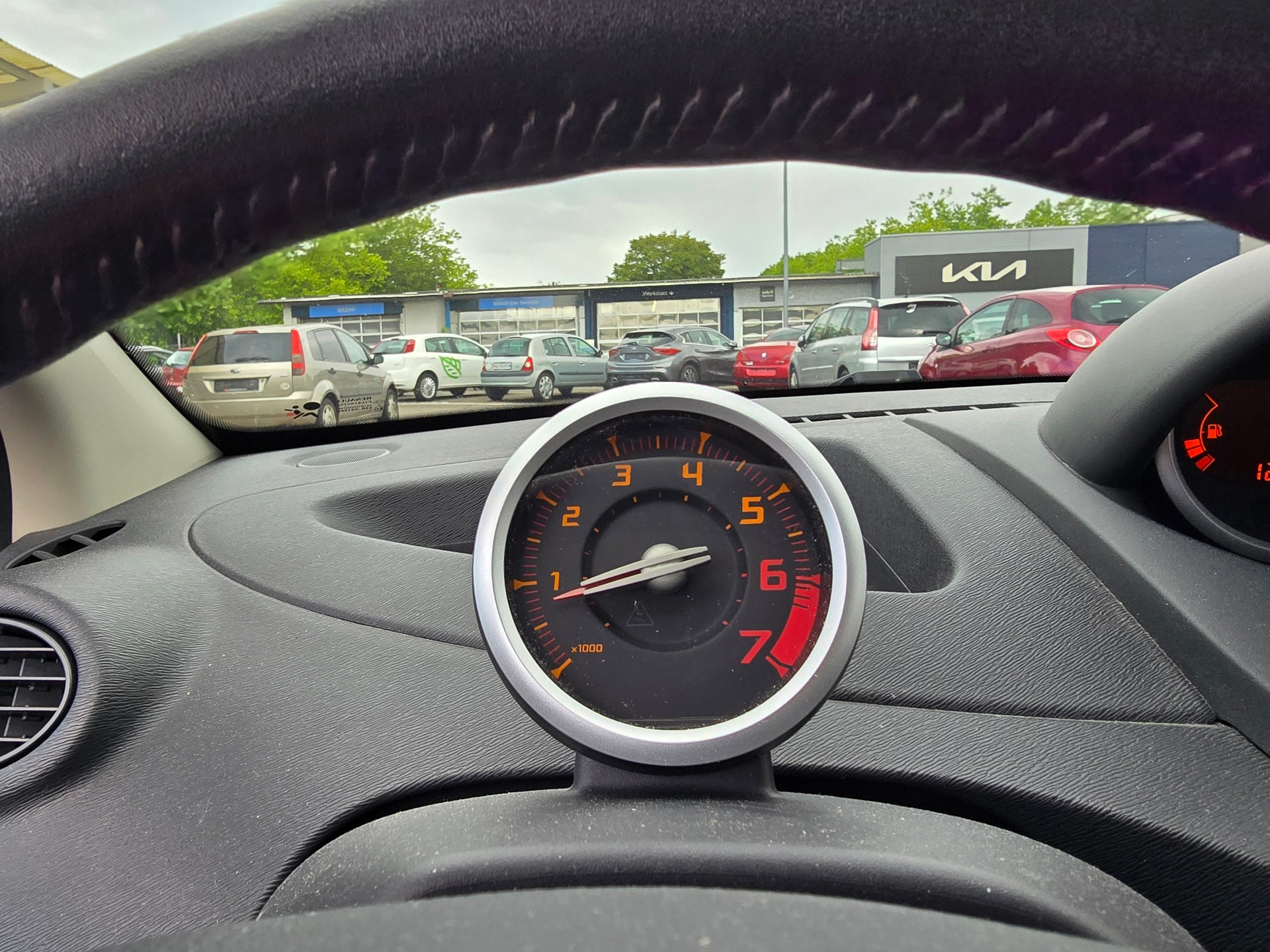 RENAULT Twingo 1.2 16V T GT-image-12