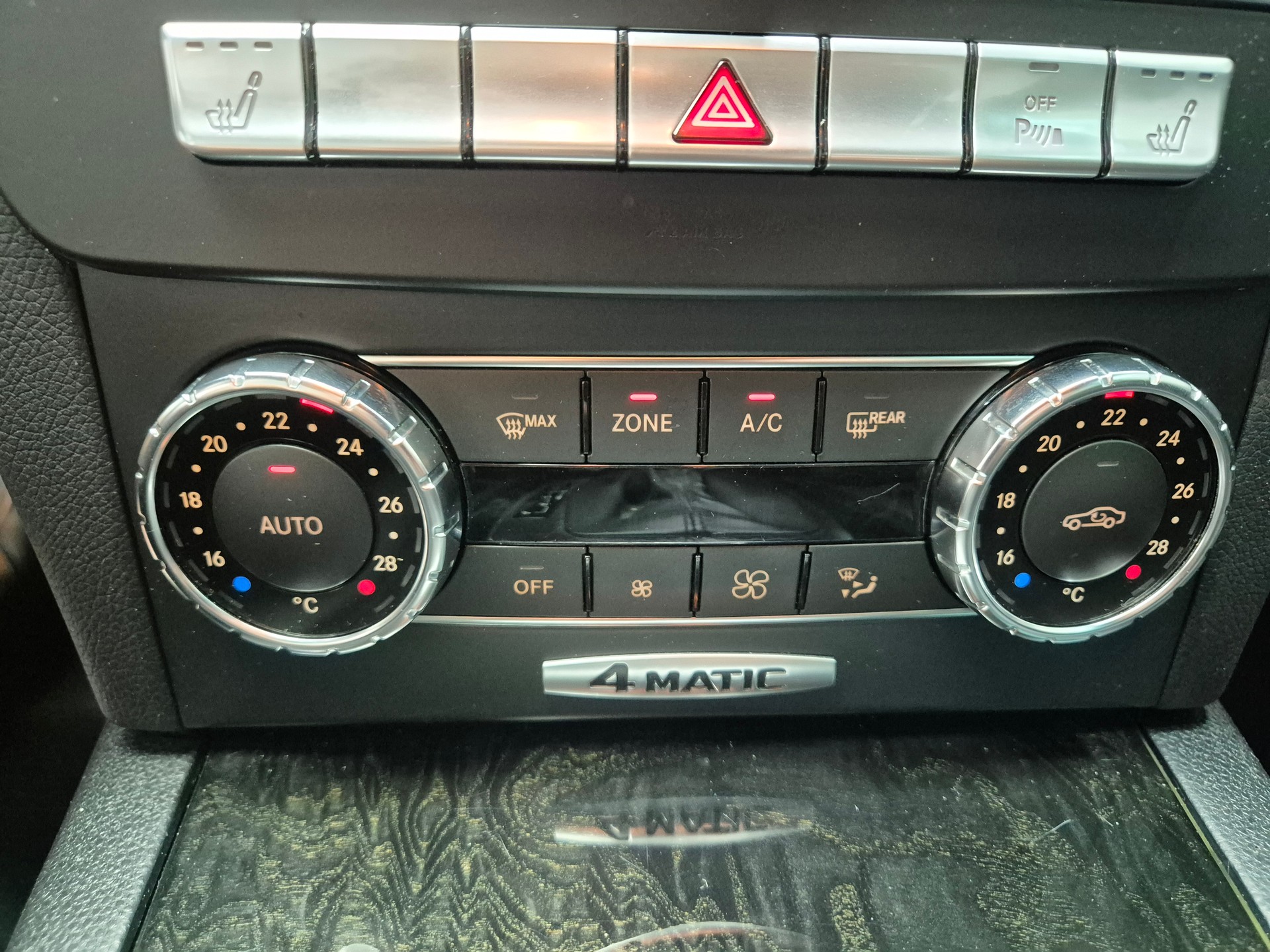 MERCEDES-BENZ C 250 CDI 4Matic 7G-Tronic 1ère main-image-26