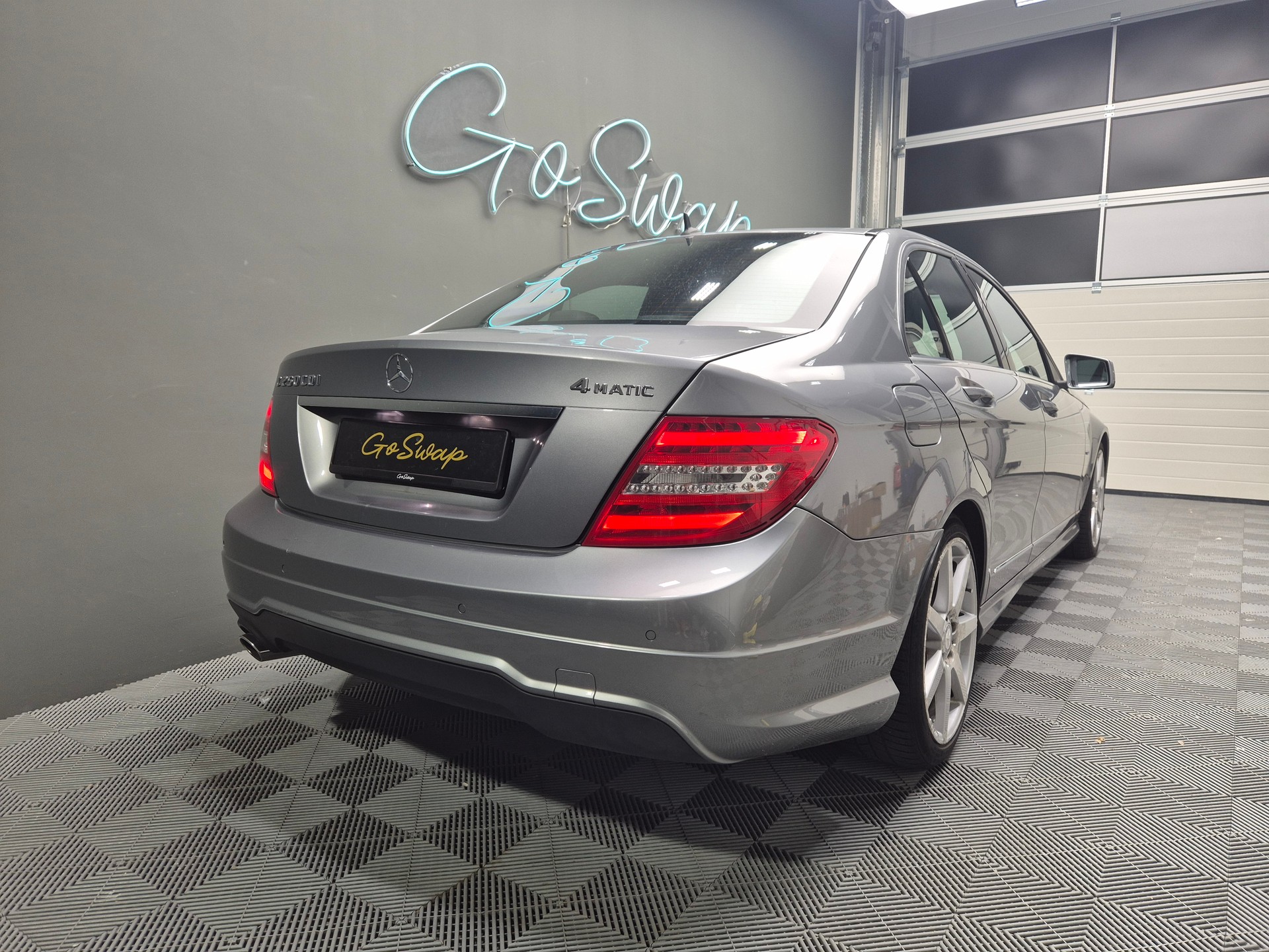 MERCEDES-BENZ C 250 CDI 4Matic 7G-Tronic 1ère main-image-3