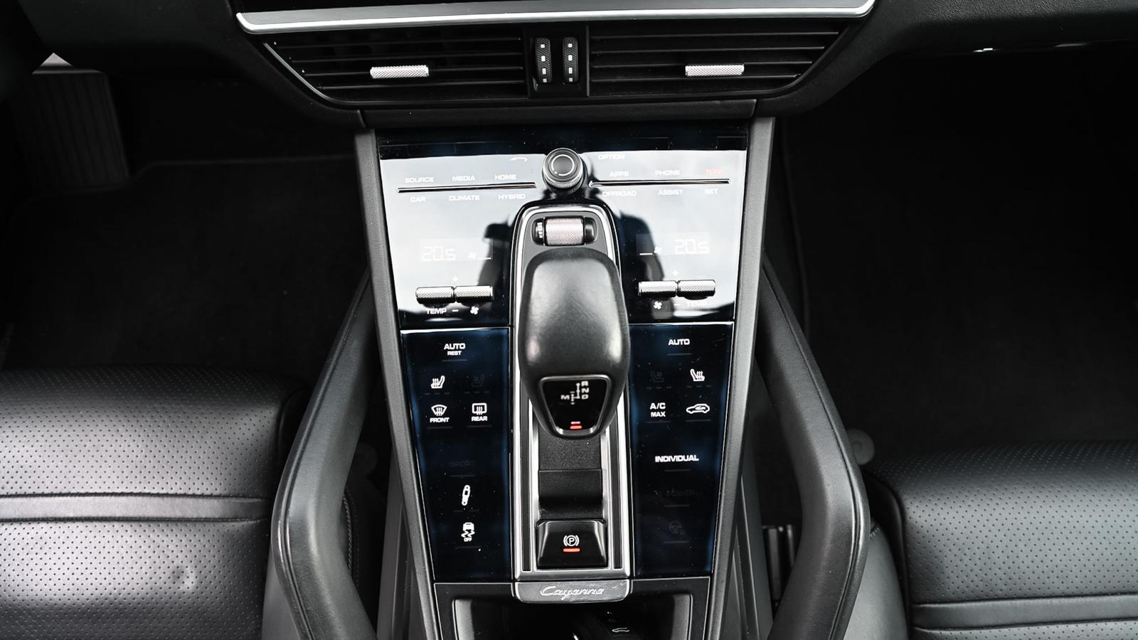 PORSCHE Cayenne E-Hybrid modèle 2019-image-13