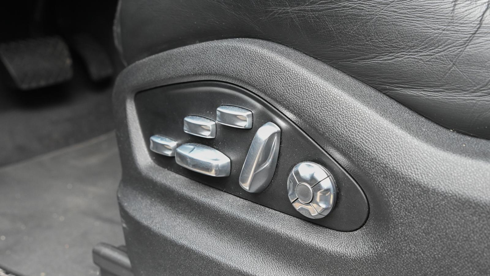 PORSCHE Cayenne E-Hybrid modèle 2019-image-16