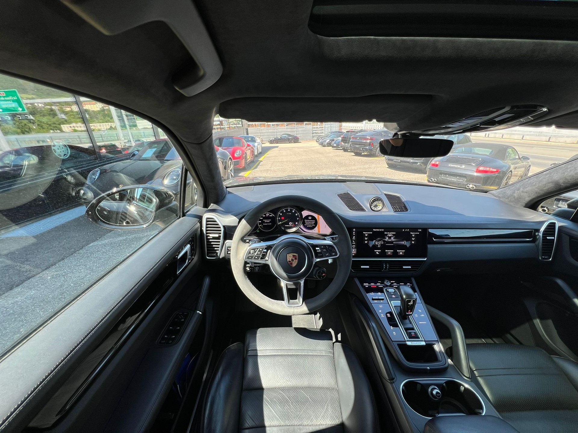 PORSCHE Cayenne E-Hybrid modèle 2019-image-6
