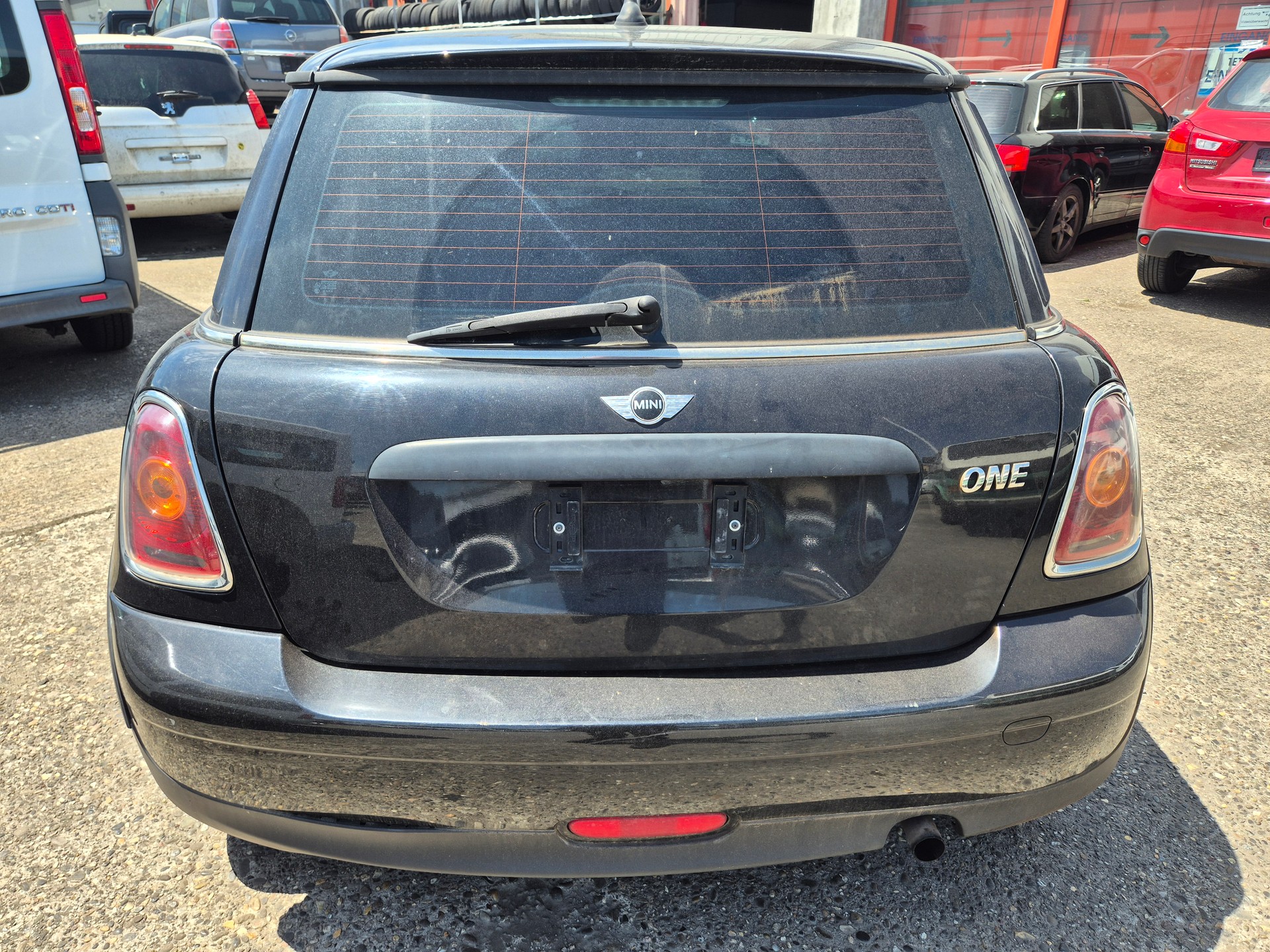 MINI One-image-5