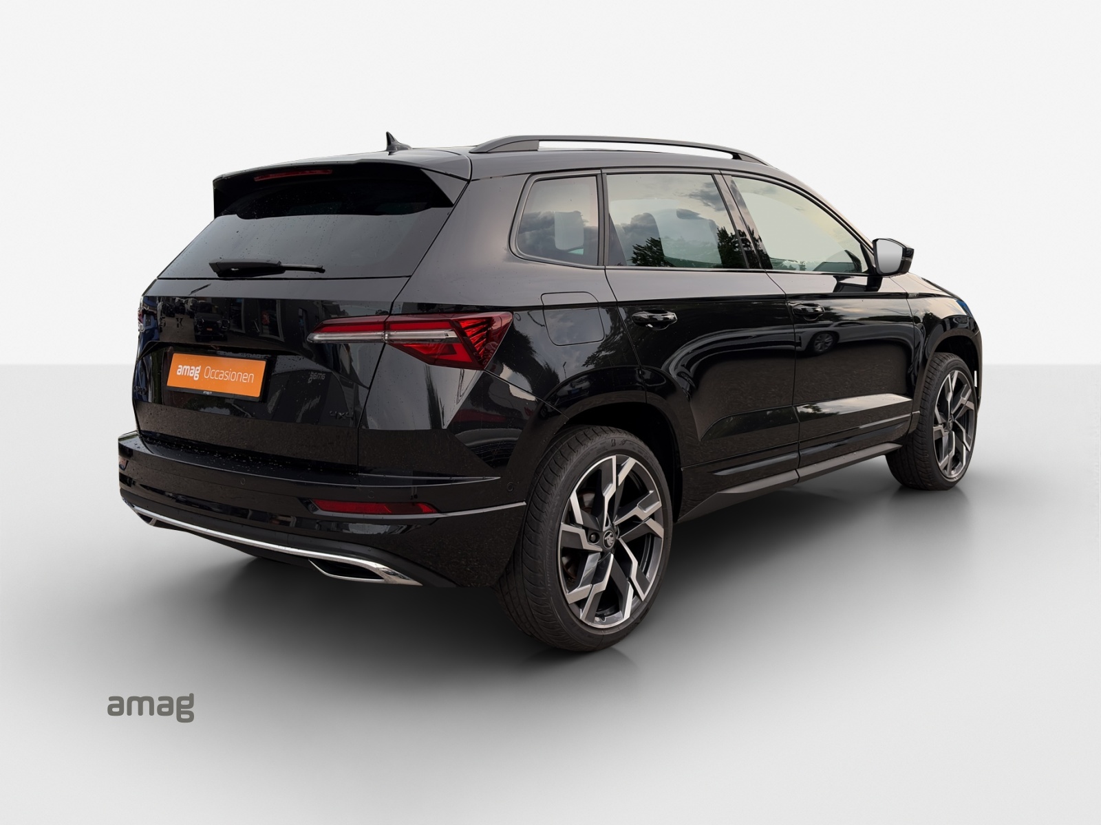 SKODA Karoq 2.0 TSI SportLine 4x4 DSG-image-4