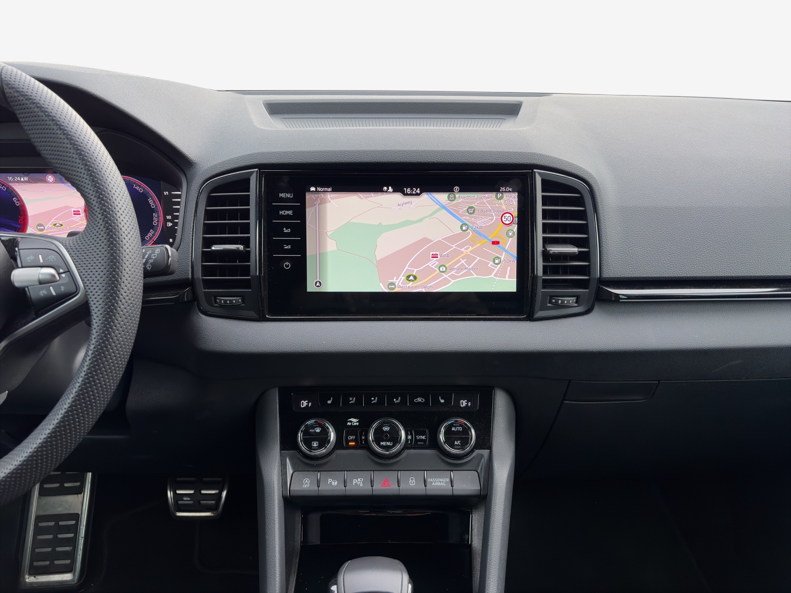 SKODA Karoq 2.0 TSI SportLine 4x4 DSG-image-10