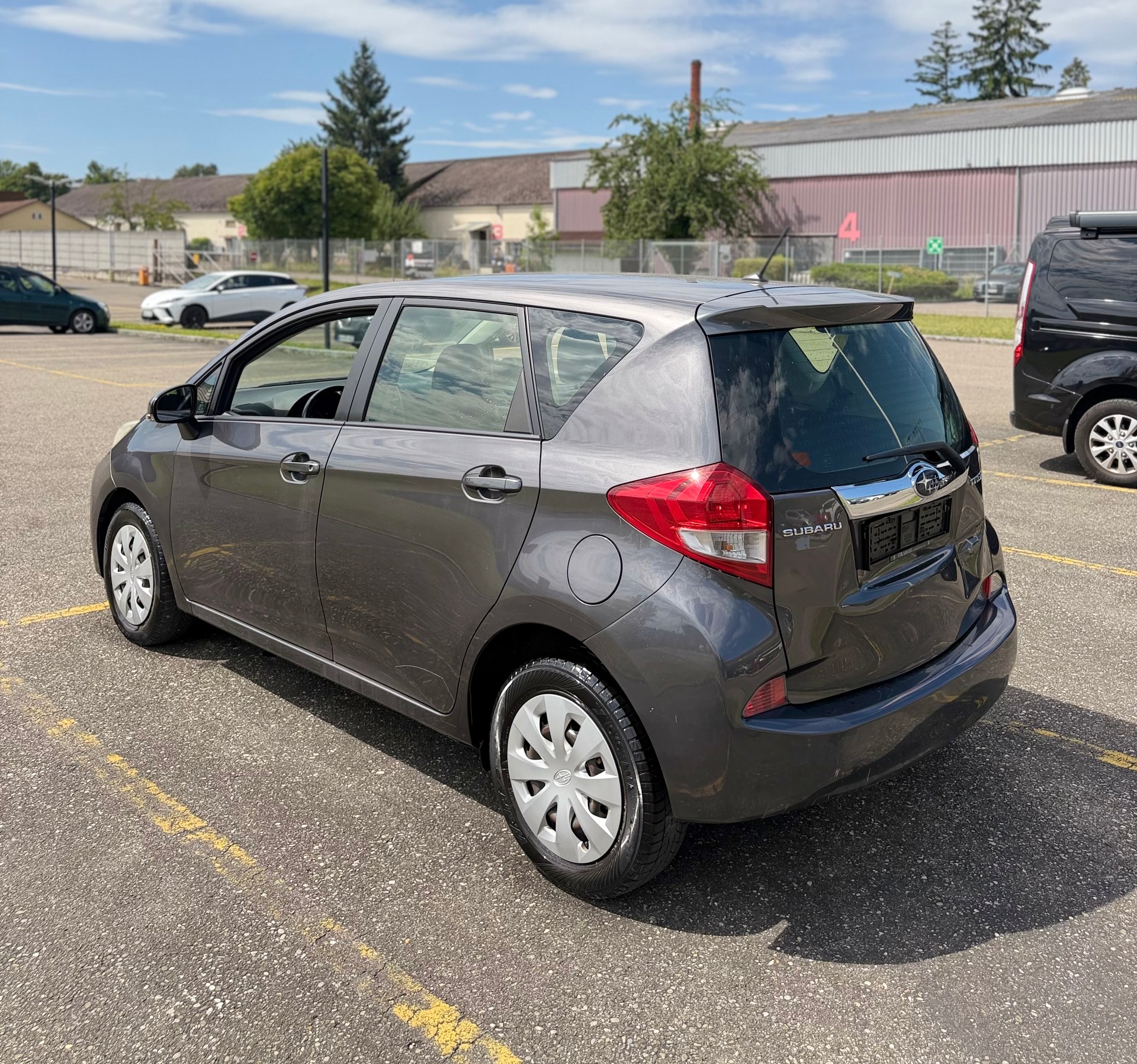 SUBARU Trezia 1.3i Swiss-image-10