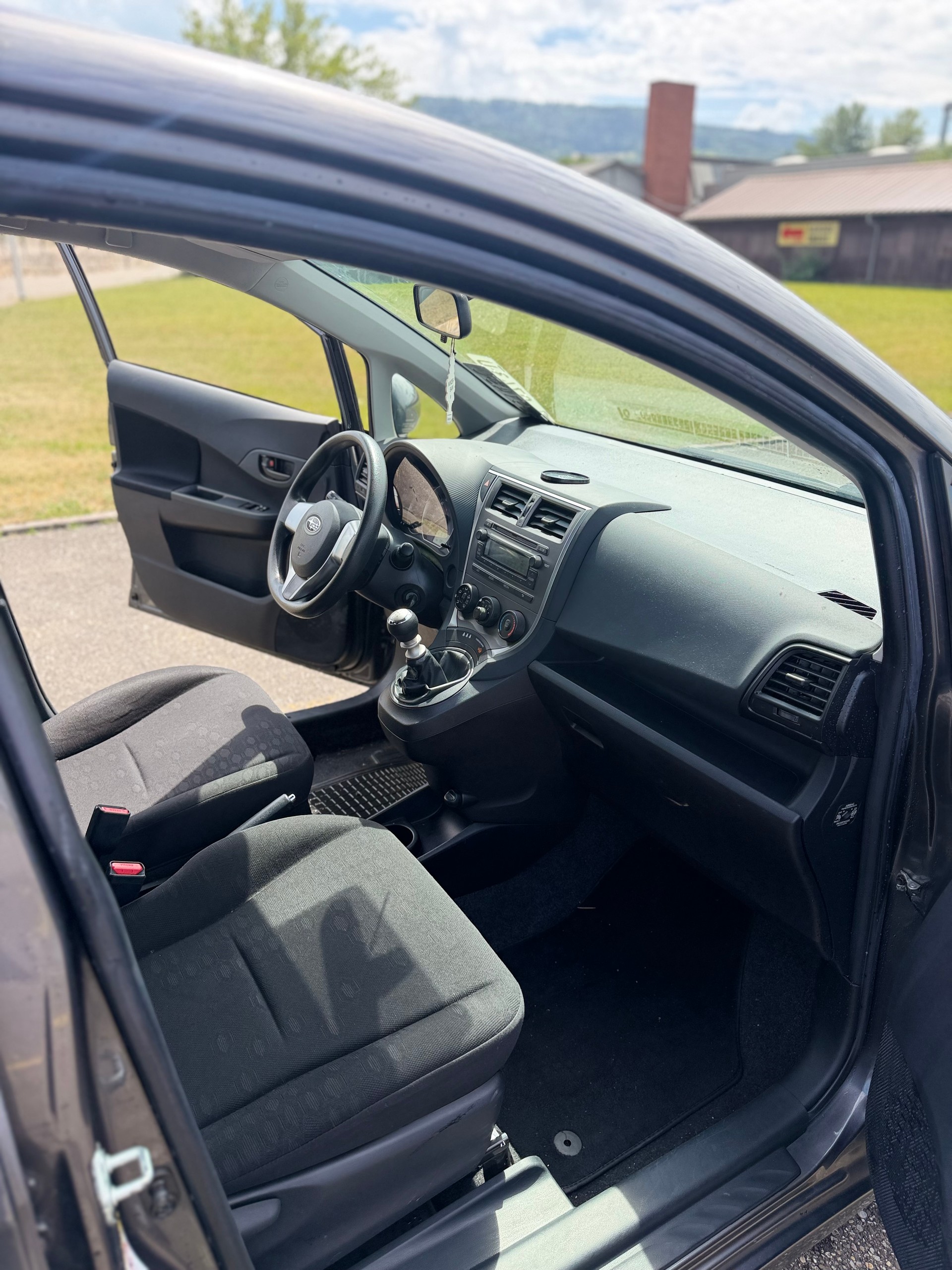 SUBARU Trezia 1.3i Swiss-image-13