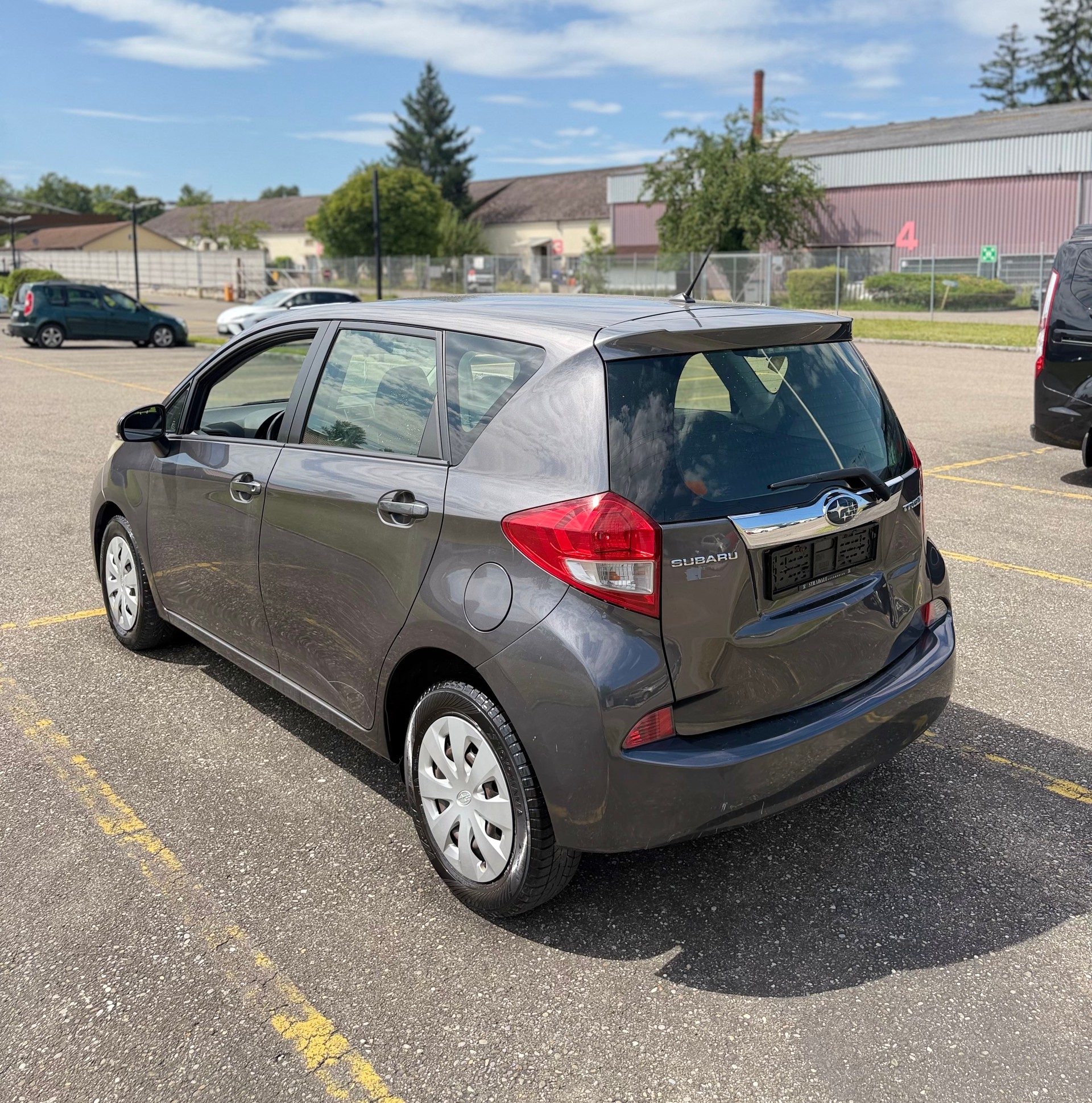 SUBARU Trezia 1.3i Swiss-image-11