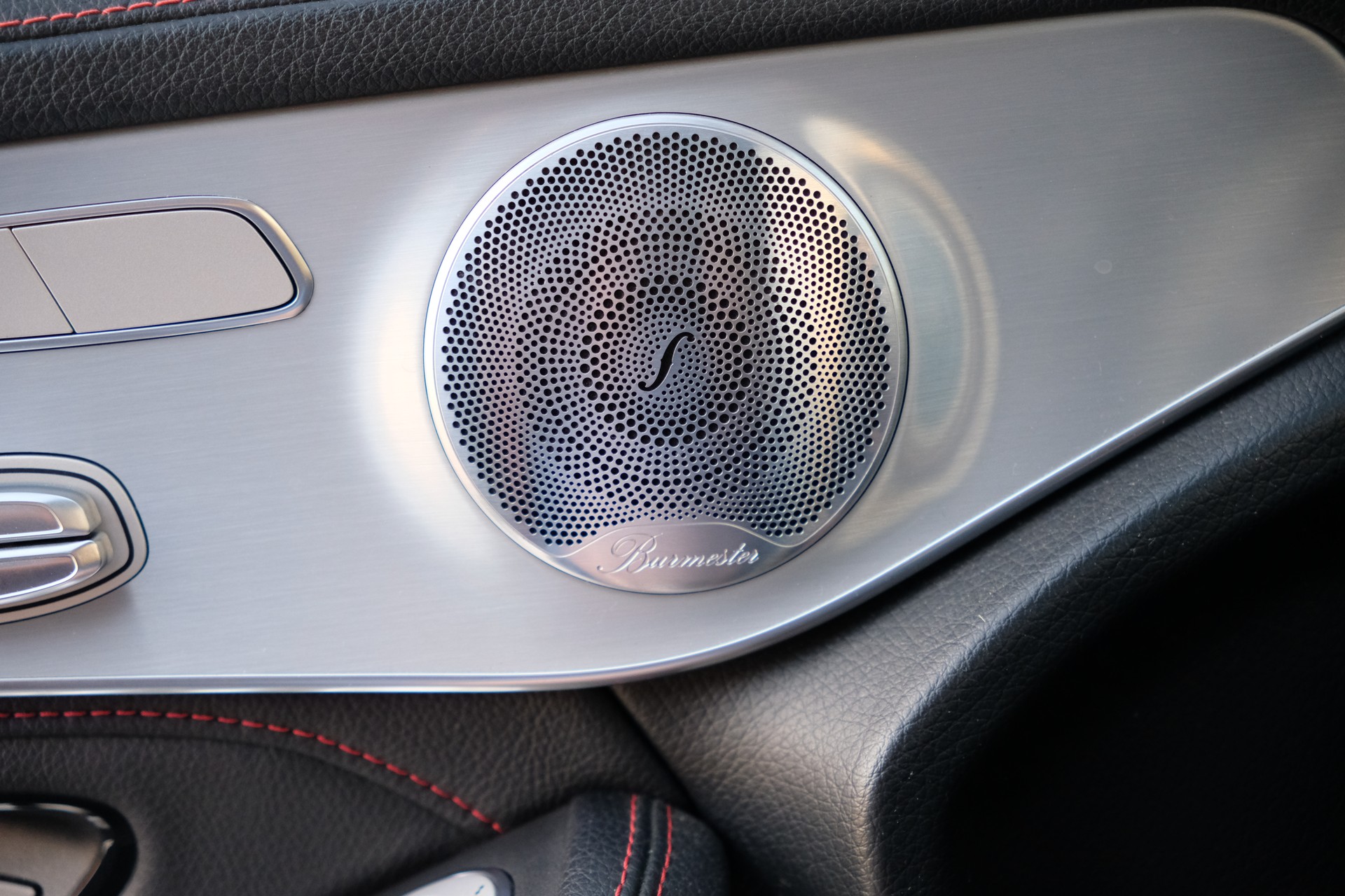 MERCEDES-BENZ GLC 43 AMG 4Matic 9G-Tronic-image-25