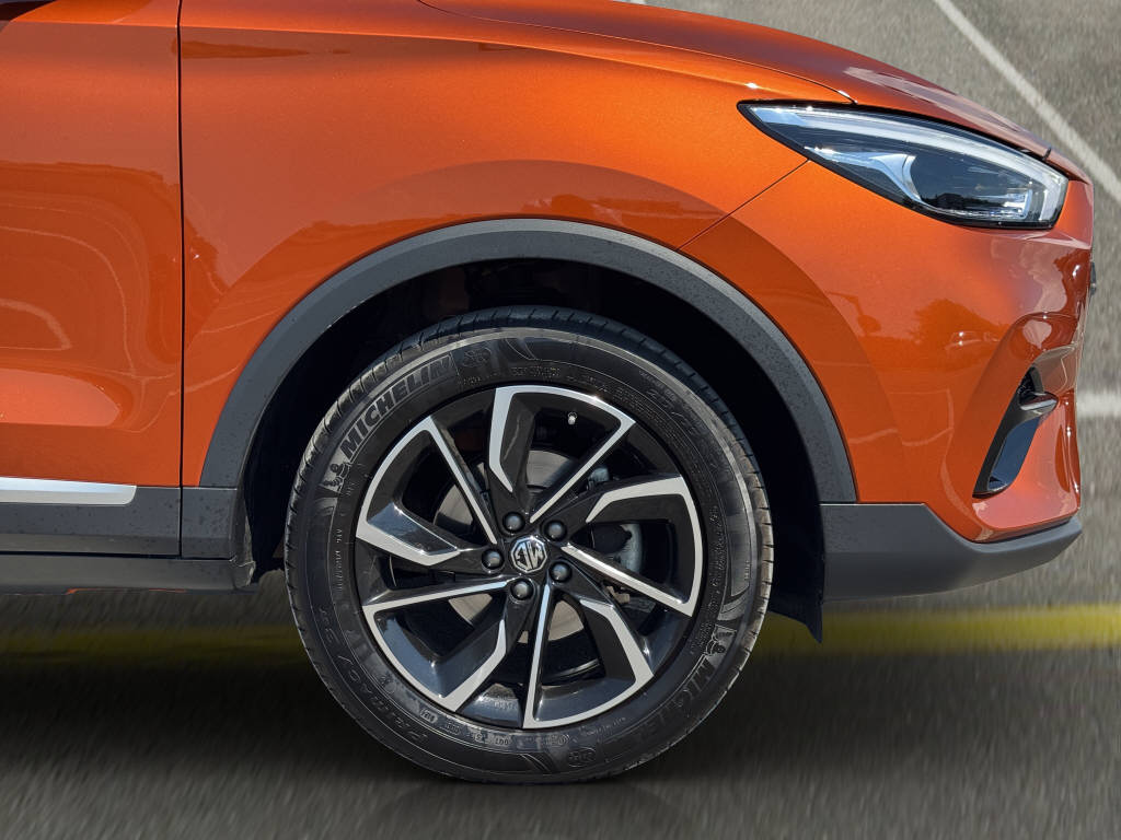 MG ZS 1.0 T-Gdi Luxury 111 ch AT-image-16