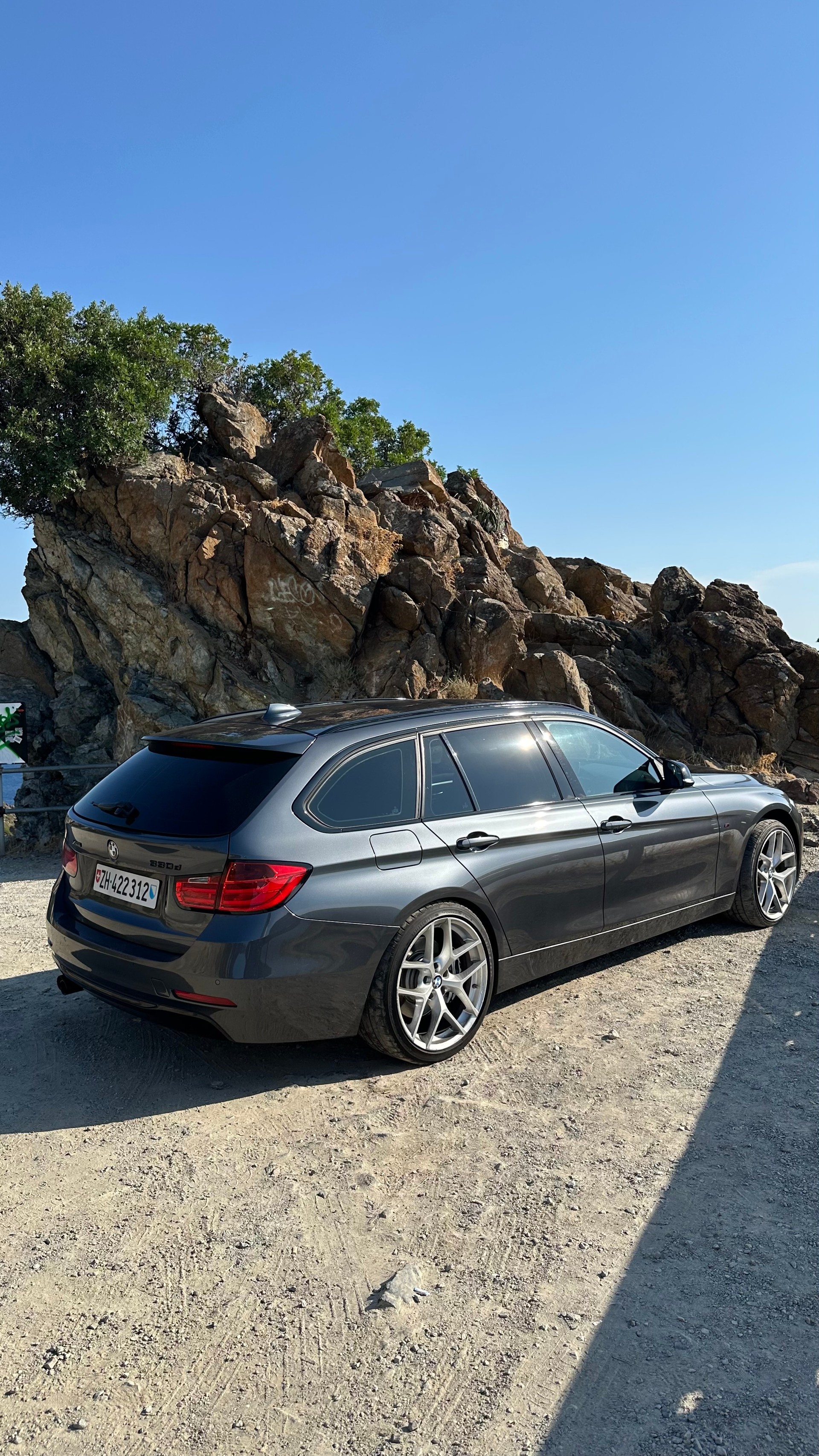 BMW 330d xDrive SAG-image-5