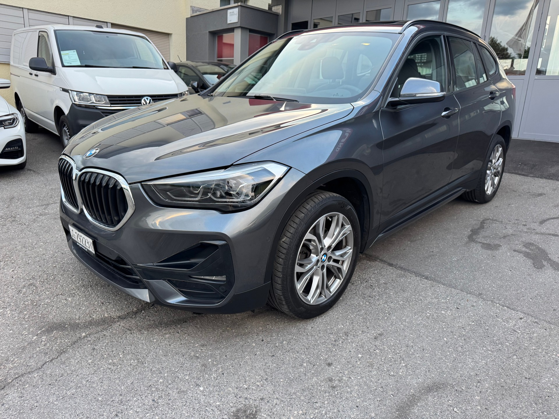 BMW X1 xDrive 18d Sport Line Steptronic-image-3