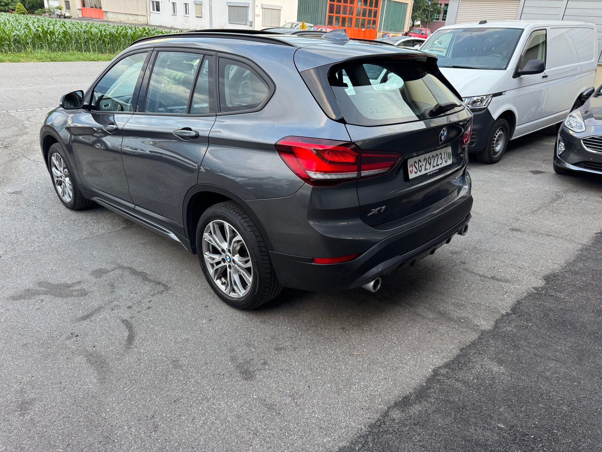 BMW X1 xDrive 18d Sport Line Steptronic-image-5