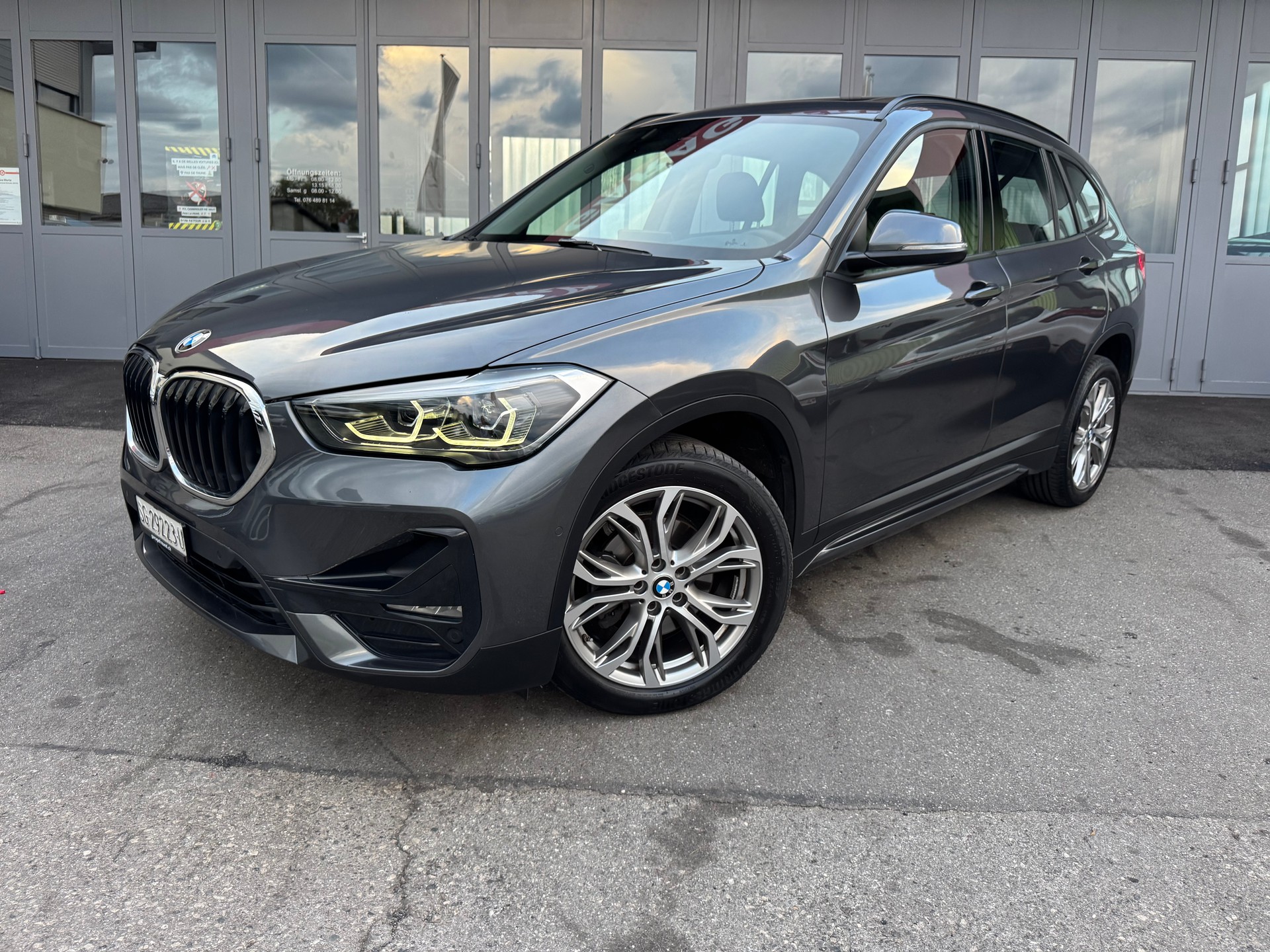 BMW X1 xDrive 18d Sport Line Steptronic-image-0