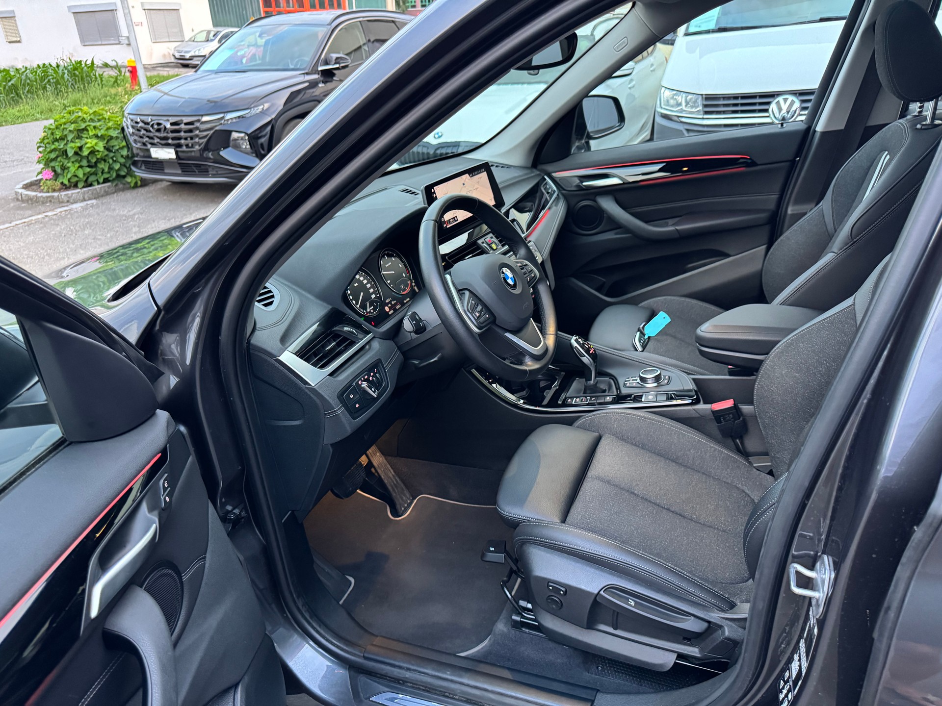 BMW X1 xDrive 18d Sport Line Steptronic-image-13
