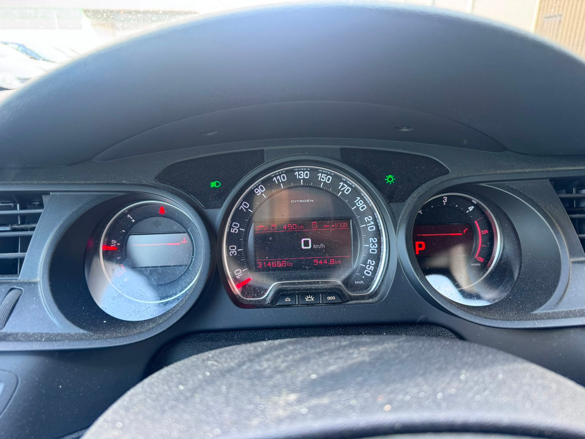 CITROEN C5 Tourer 2.2 HDi Exclusive Automatic-image-5