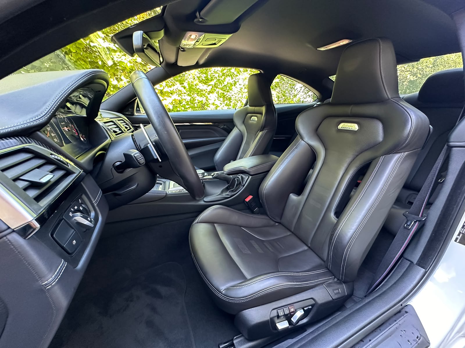 BMW M4 Coupé Competition DKG-image-13