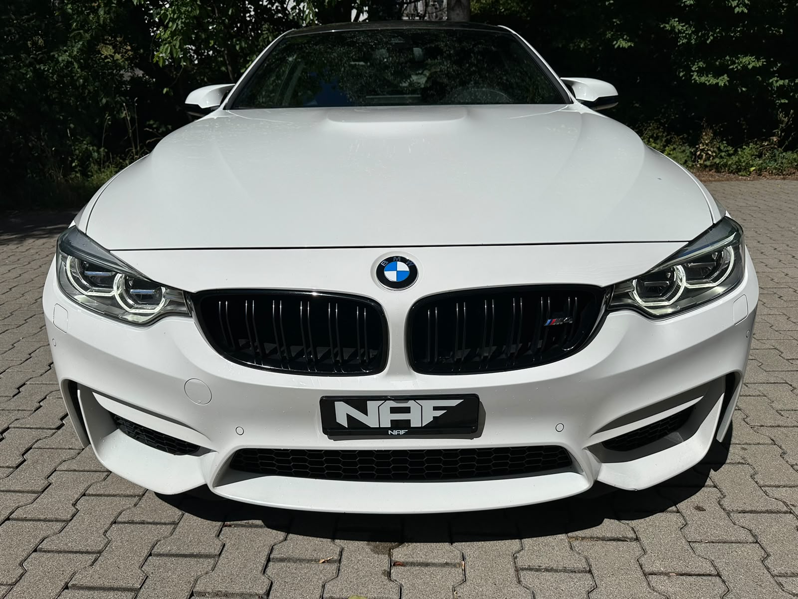 BMW M4 Coupé Competition DKG-image-9