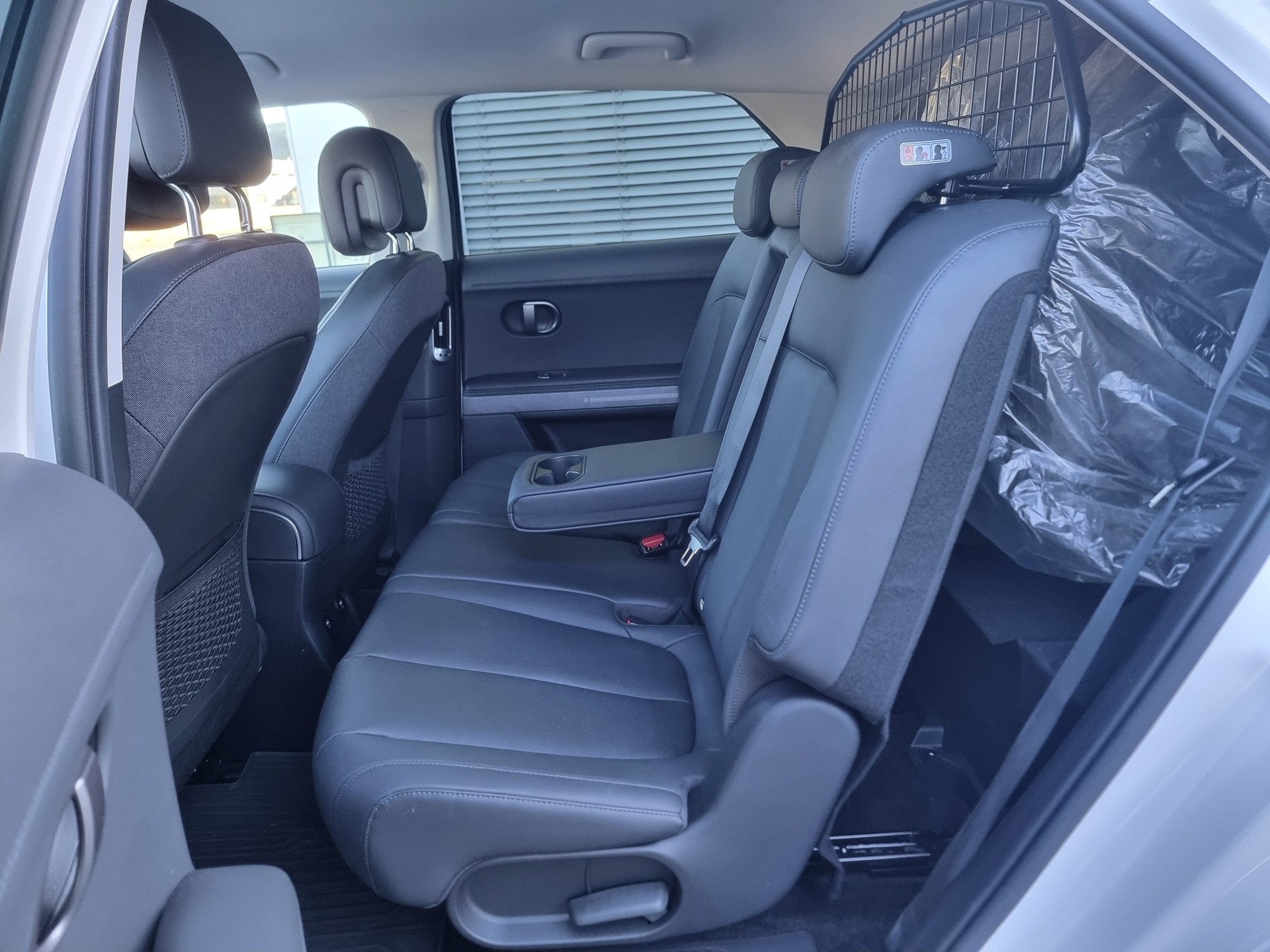 HYUNDAI Ioniq 5 84 kWh Amplia 2WD-image-10