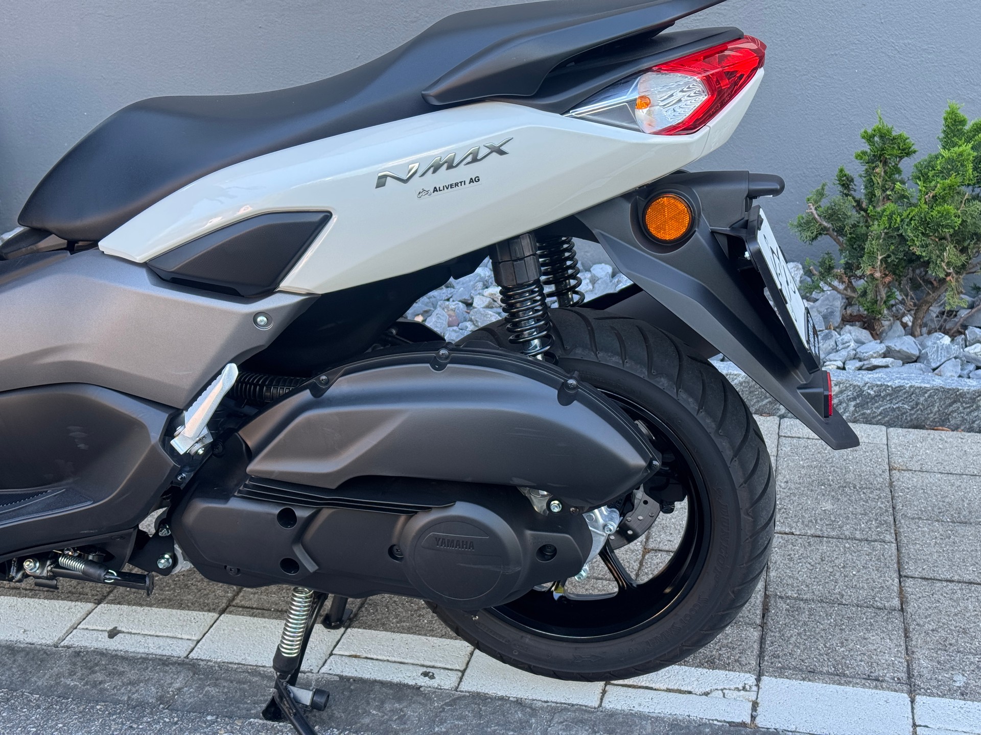 YAMAHA N-Max GPD 125-image-10
