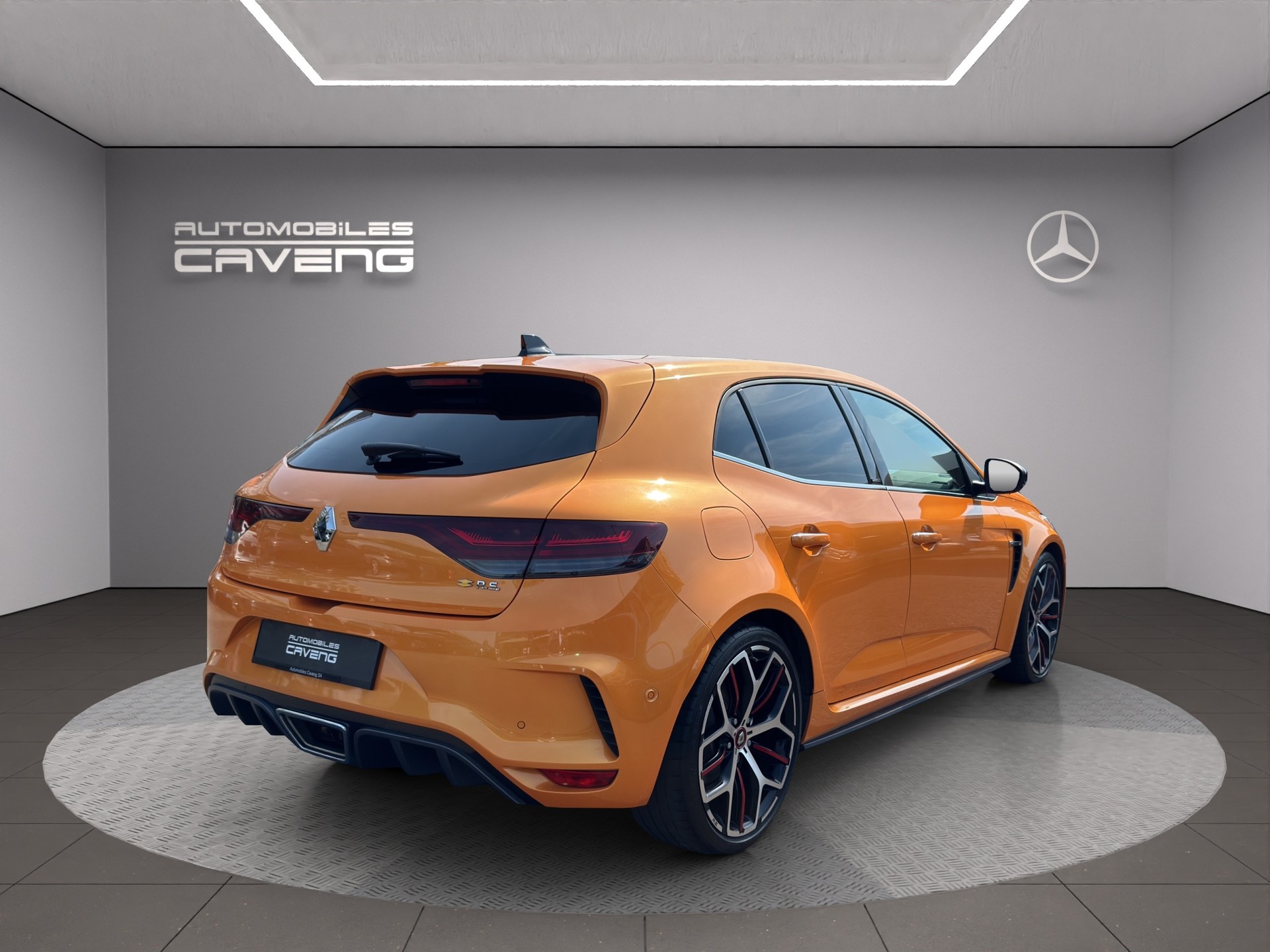 RENAULT Mégane Trophy 300 EDC-image-4