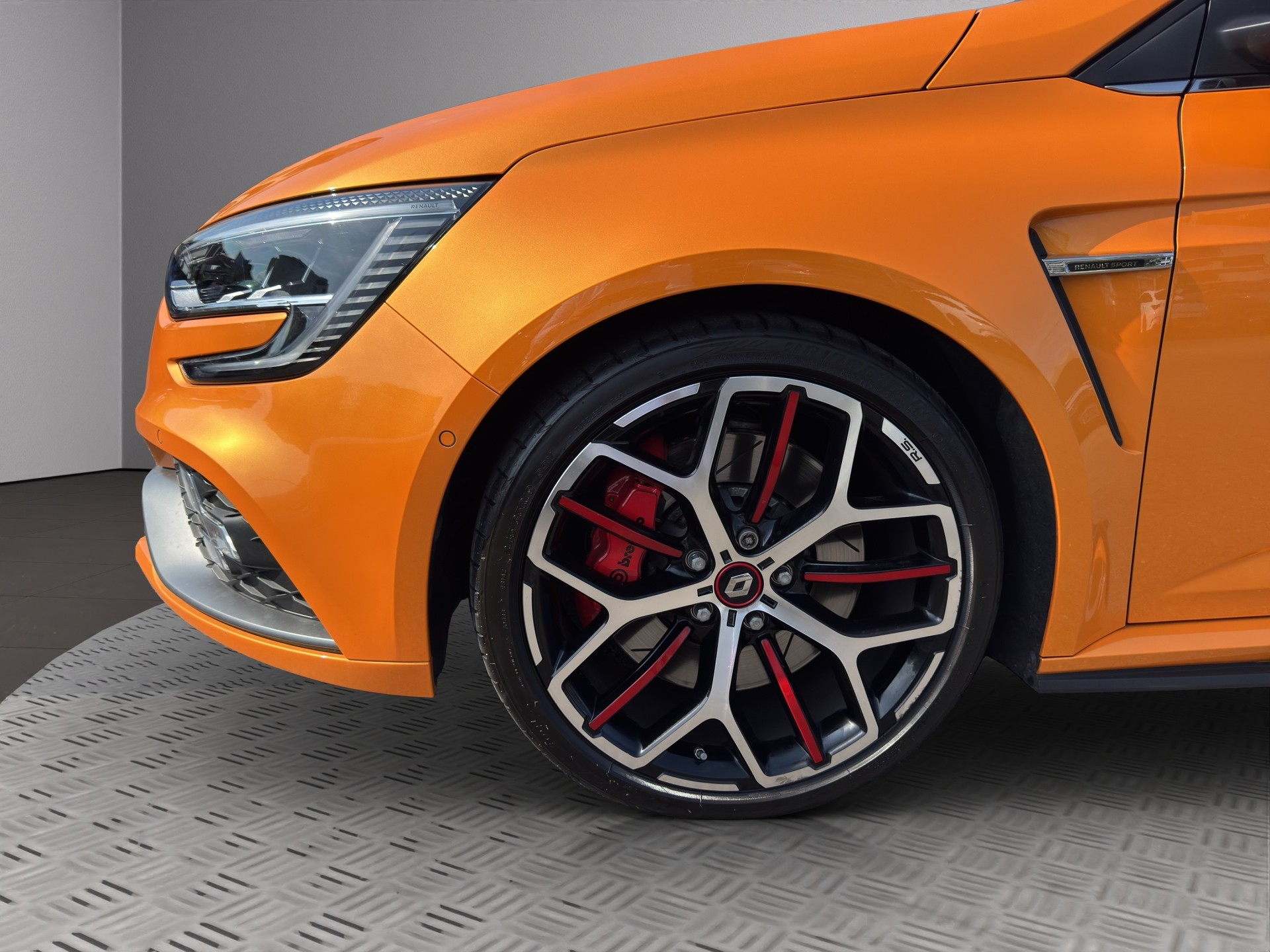 RENAULT Mégane Trophy 300 EDC-image-8
