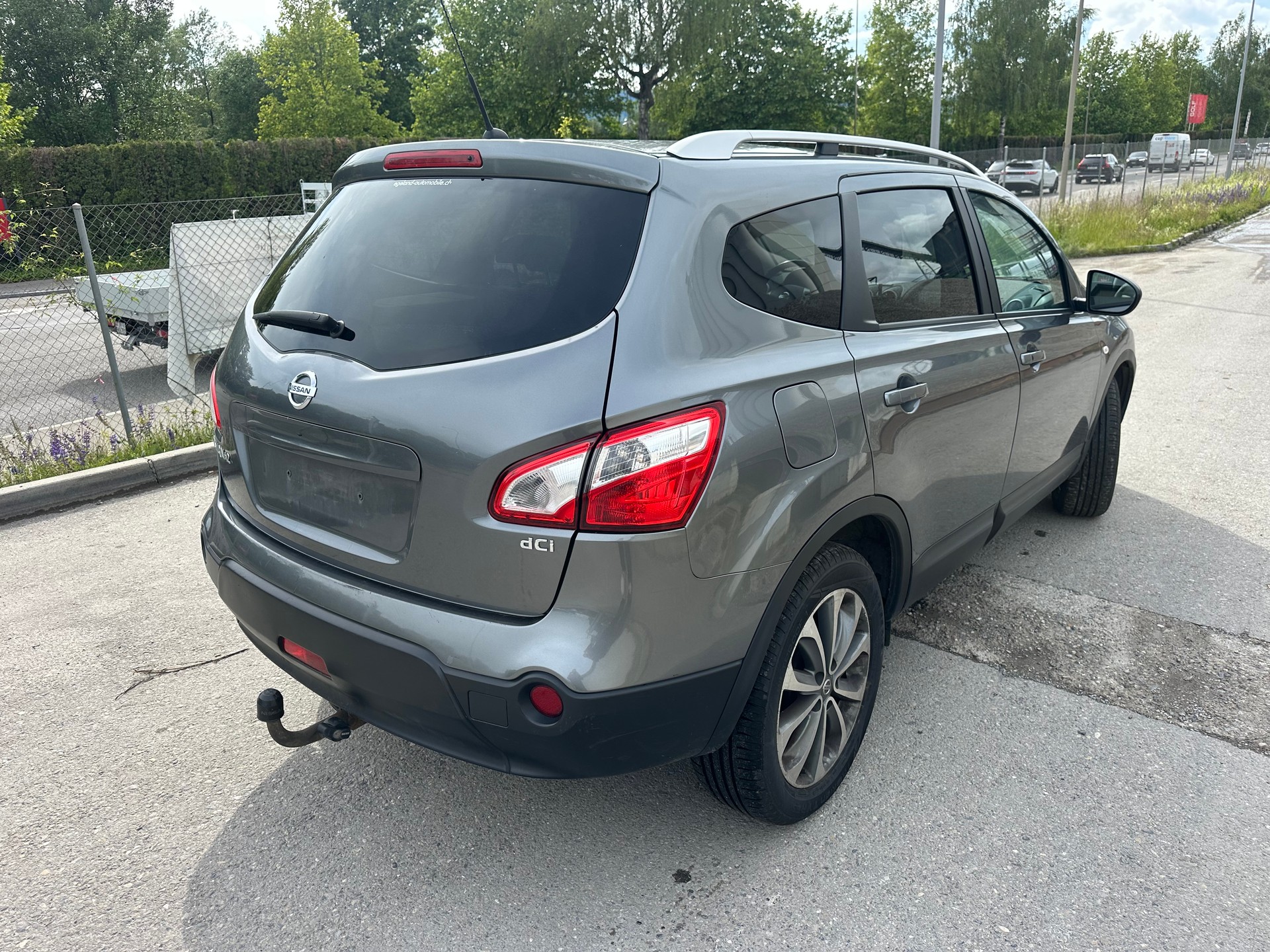 NISSAN Qashqai +2 2.0 dCi 4WD tekna Automatic-image-2
