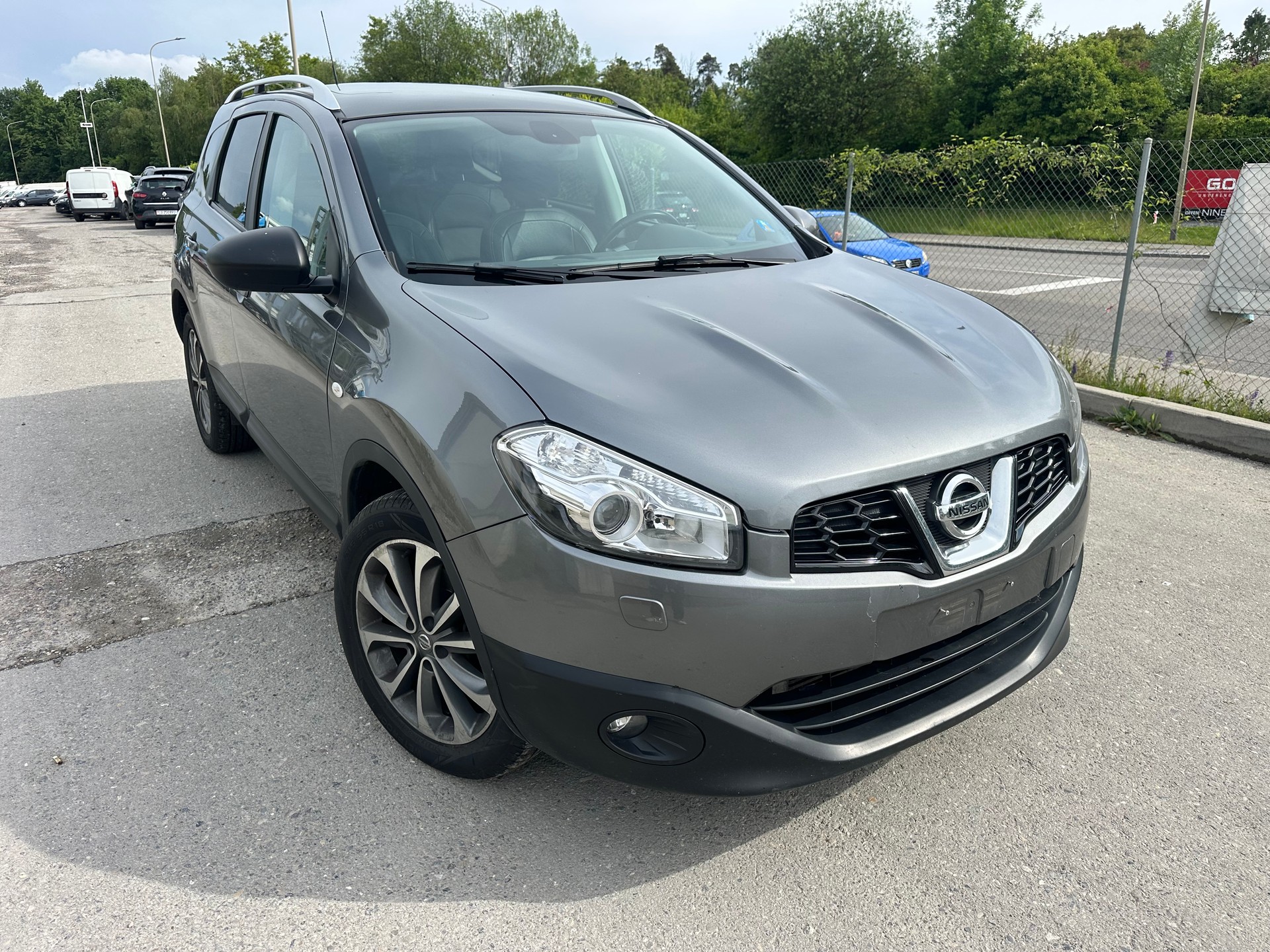 NISSAN Qashqai +2 2.0 dCi 4WD tekna Automatic-image-0