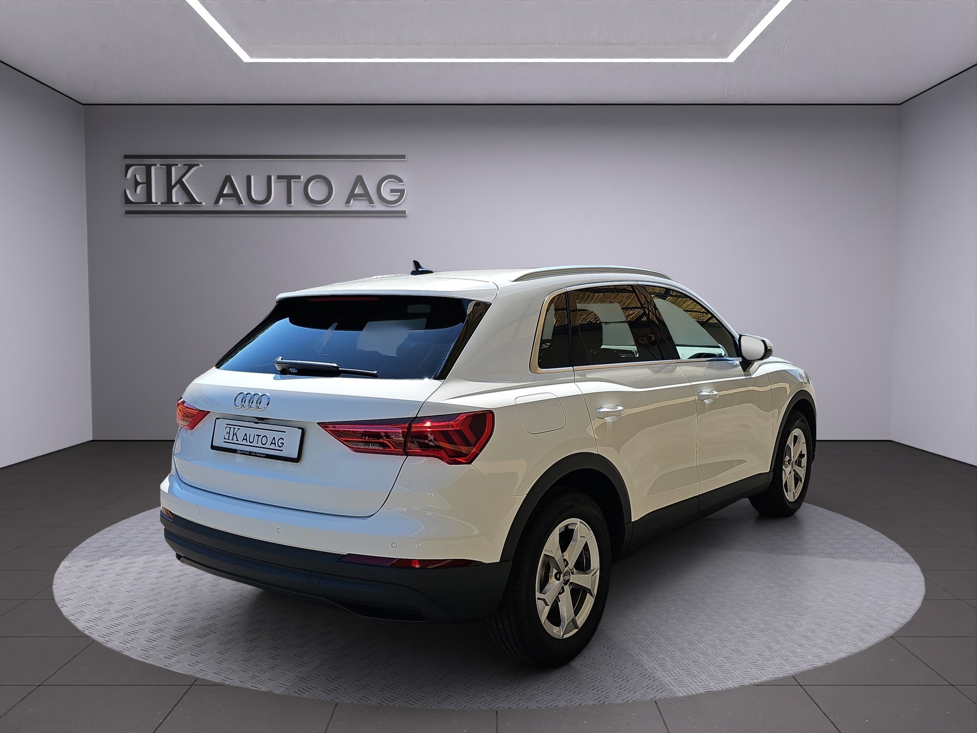 AUDI Q3 35 TFSI S-tronic-image-4