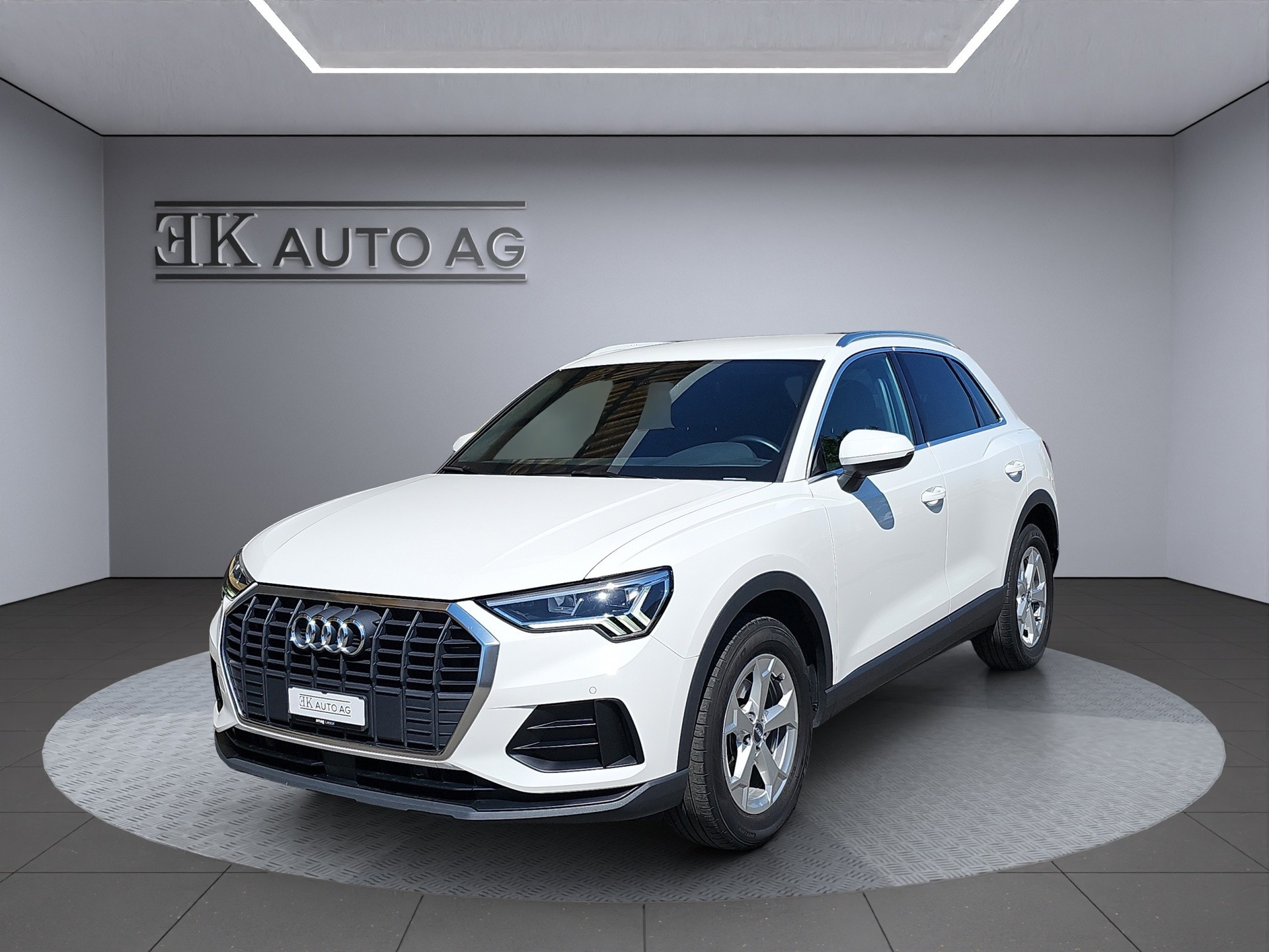 AUDI Q3 35 TFSI S-tronic-image-0