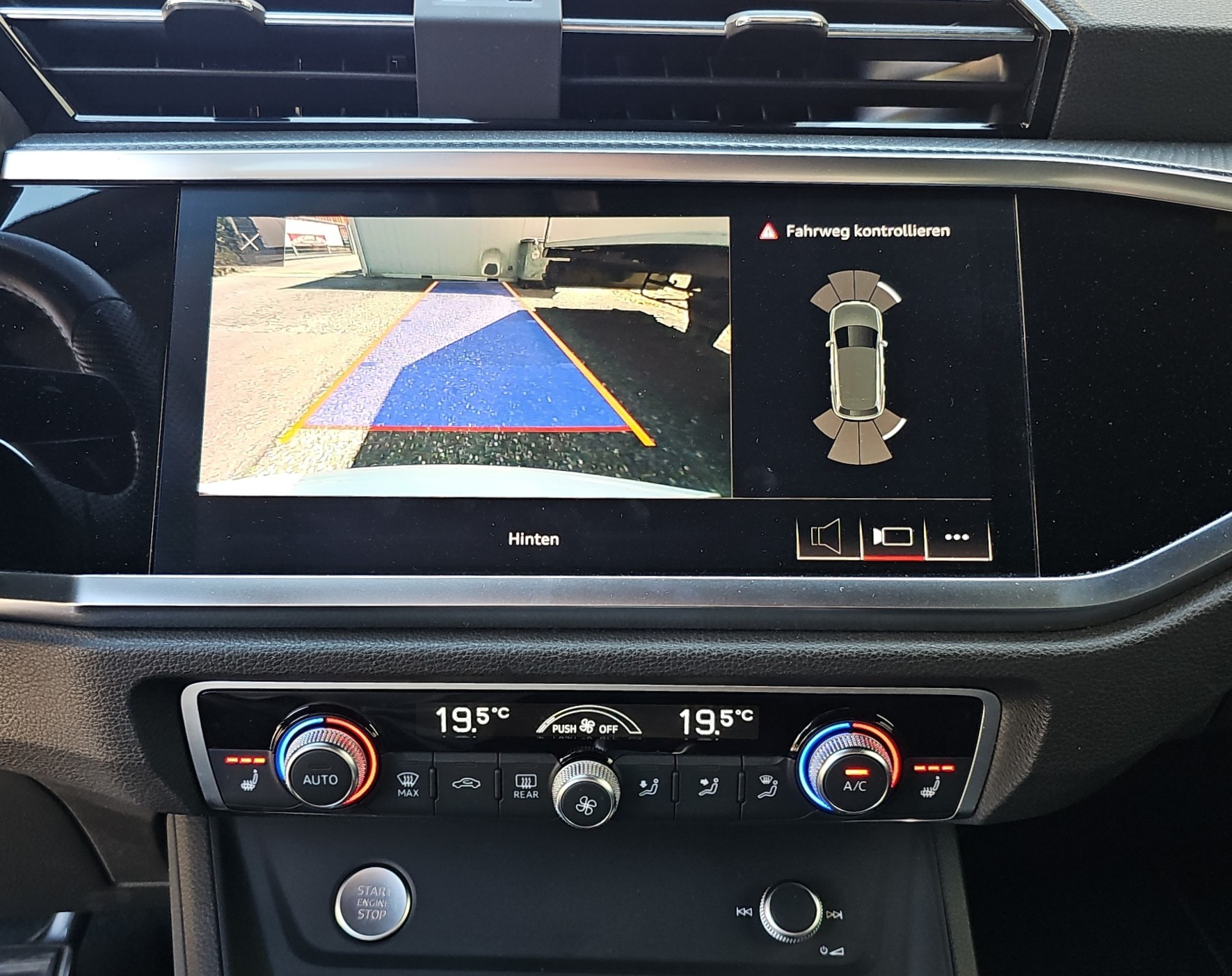 AUDI Q3 35 TFSI S-tronic-image-11