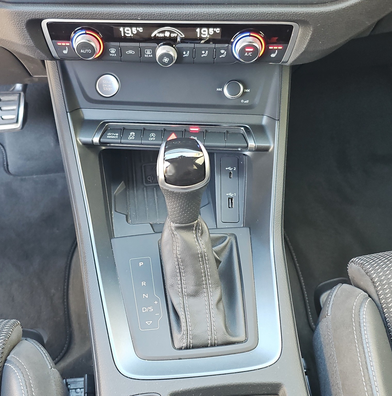 AUDI Q3 35 TFSI S-tronic-image-12