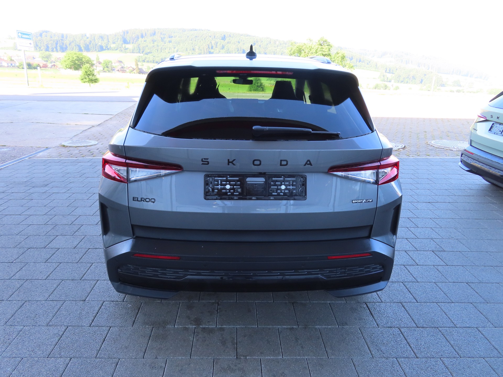 SKODA Elroq 85x Sportline 4x4-image-12