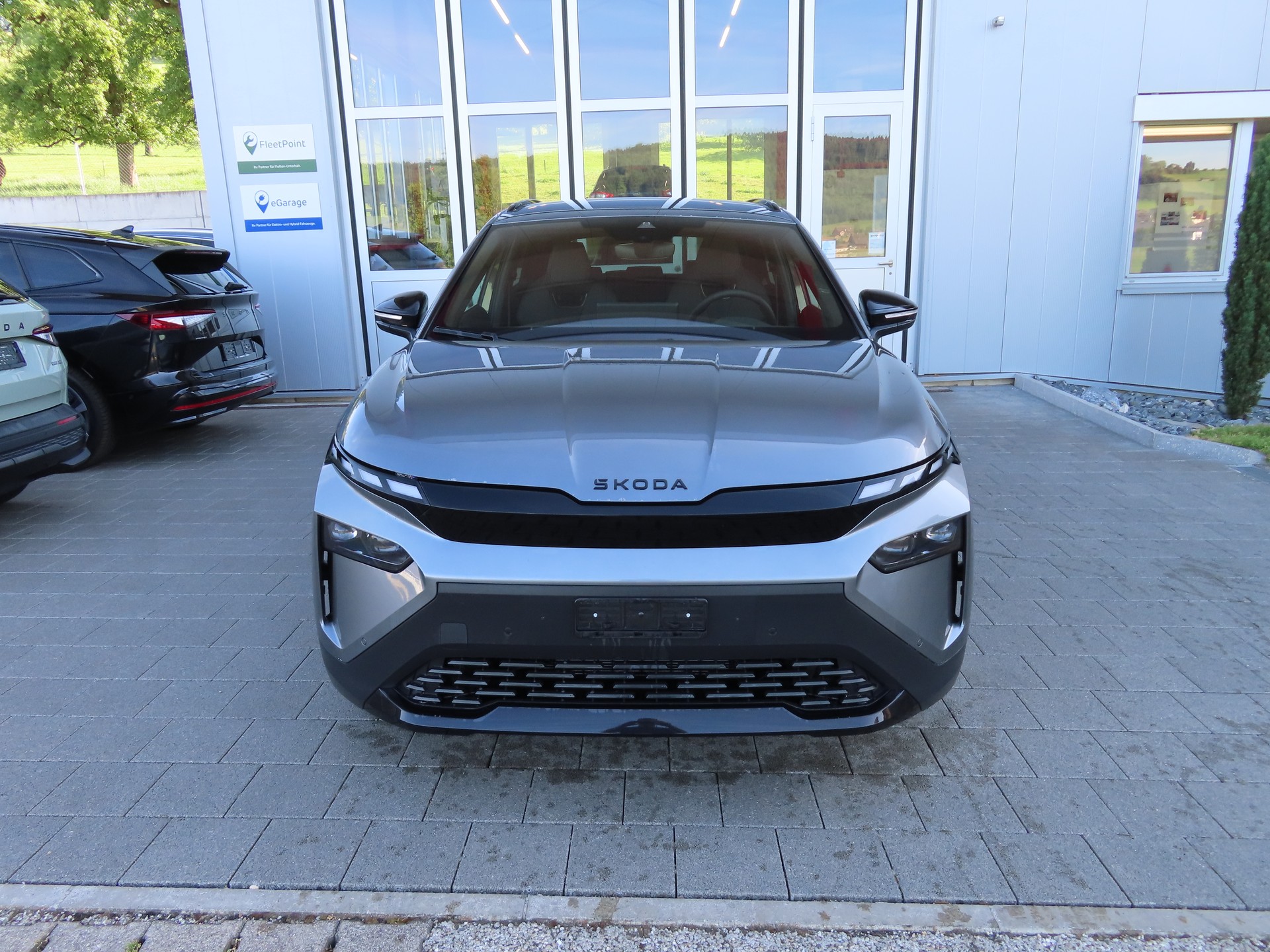 SKODA Elroq 85x Sportline 4x4-image-1
