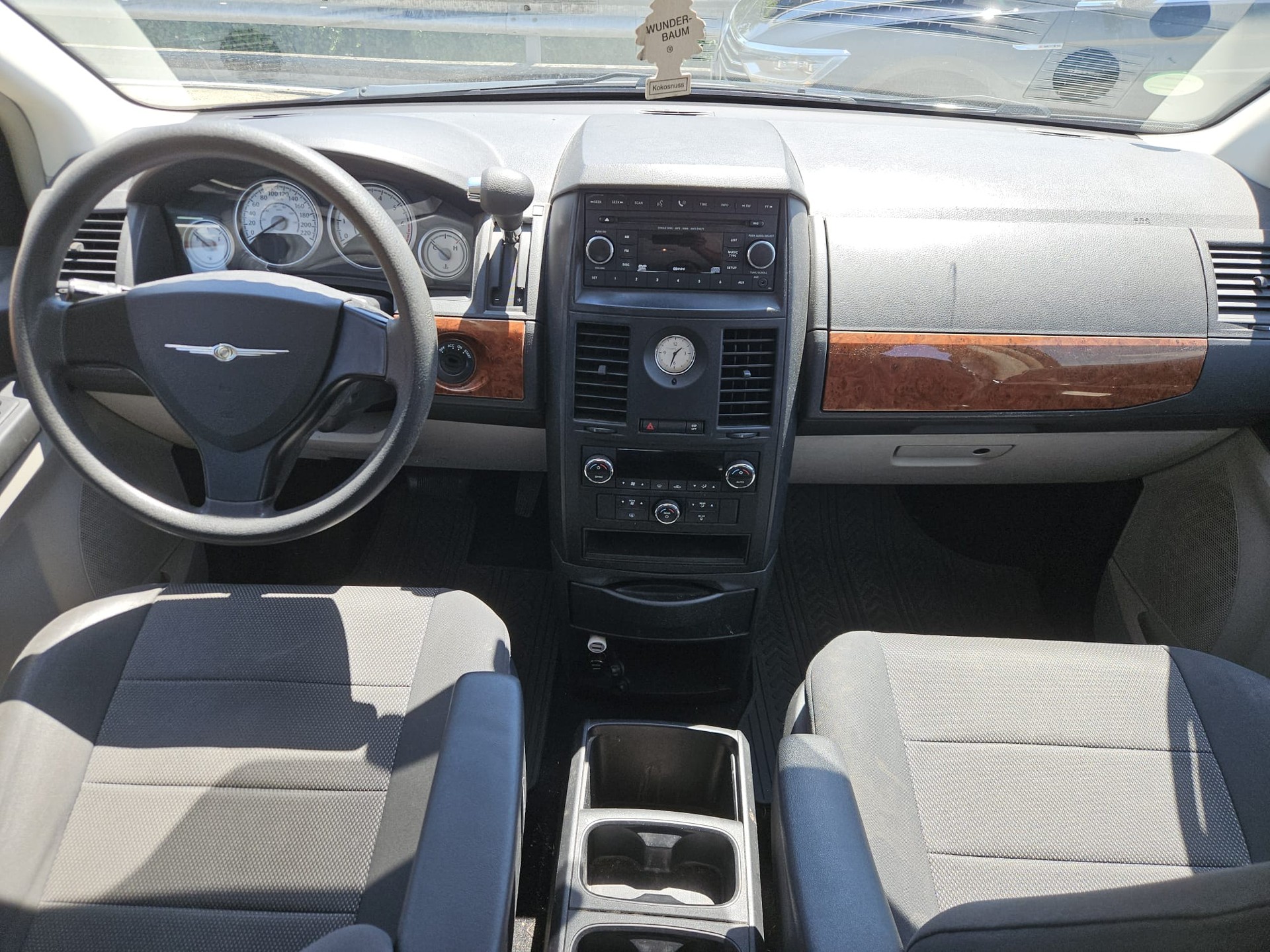CHRYSLER Grand Voyager 3.8 Classic Line Plus Automatic-image-7