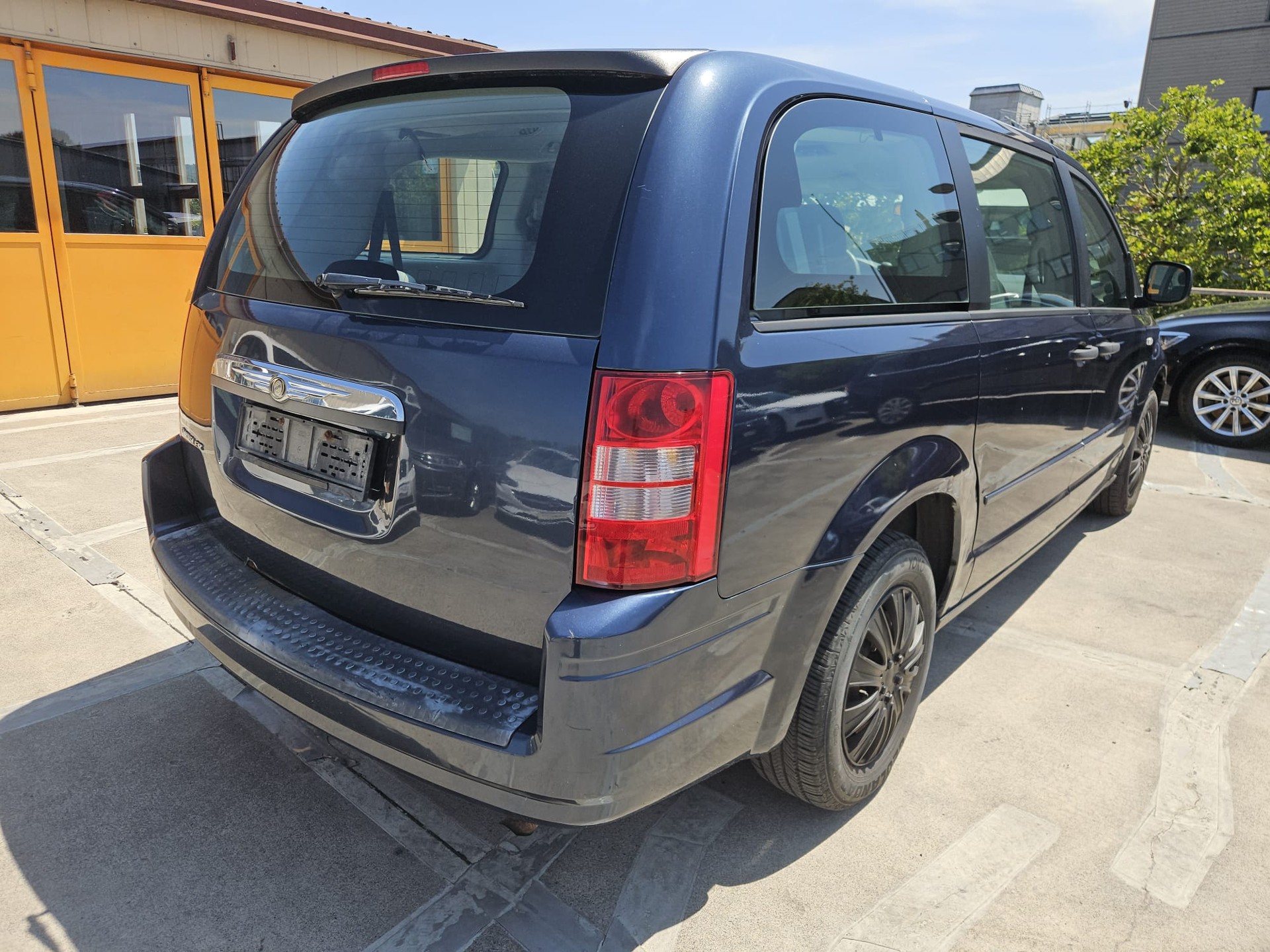 CHRYSLER Grand Voyager 3.8 Classic Line Plus Automatic-showroom-element-3