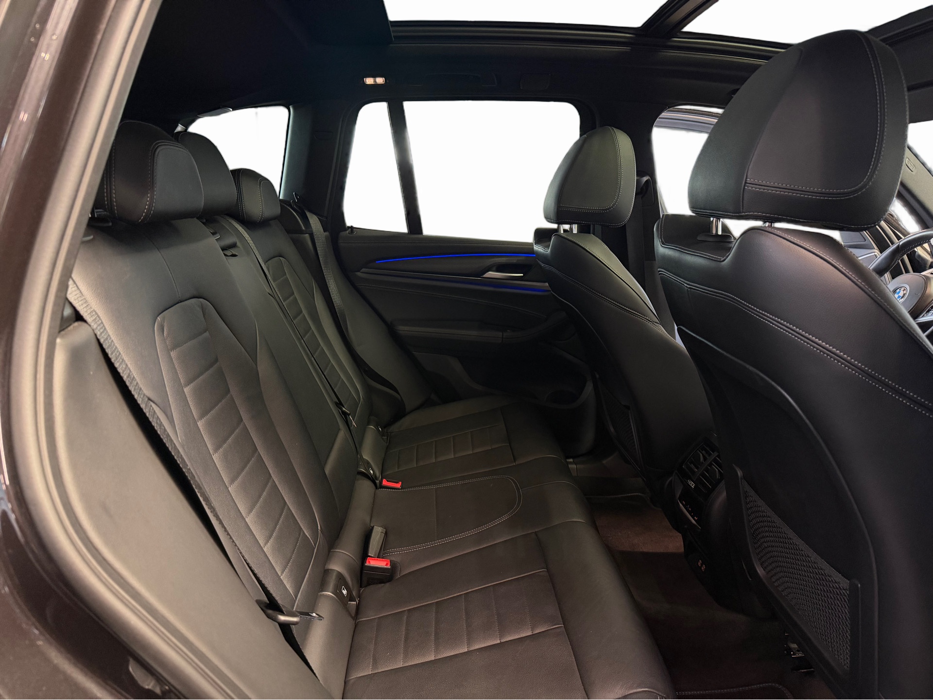 BMW X3 xDrive M40i Steptronic *HUD* *Panorama* *360° Kamera*-image-21