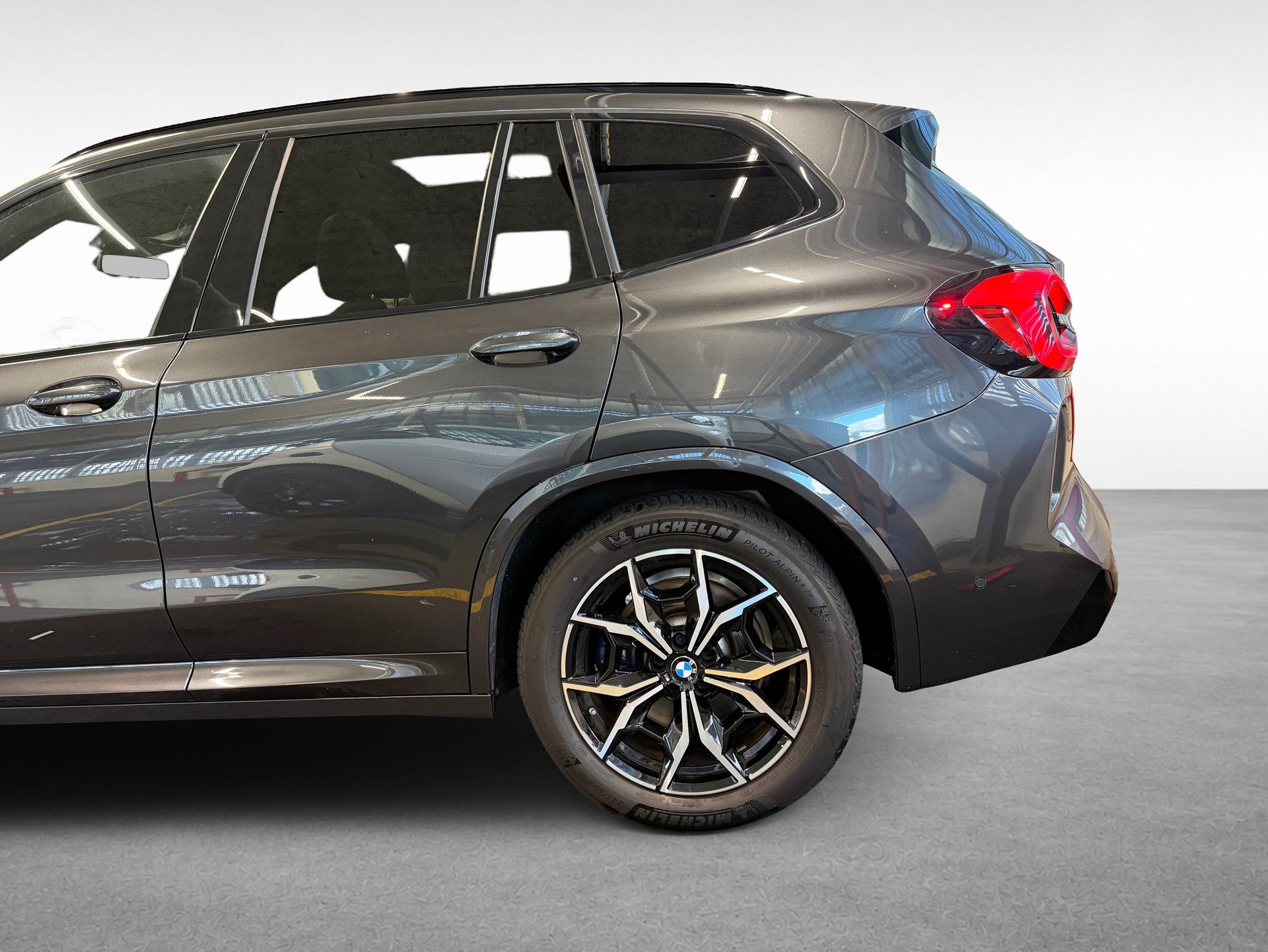BMW X3 xDrive M40i Steptronic *HUD* *Panorama* *360° Kamera*-image-9