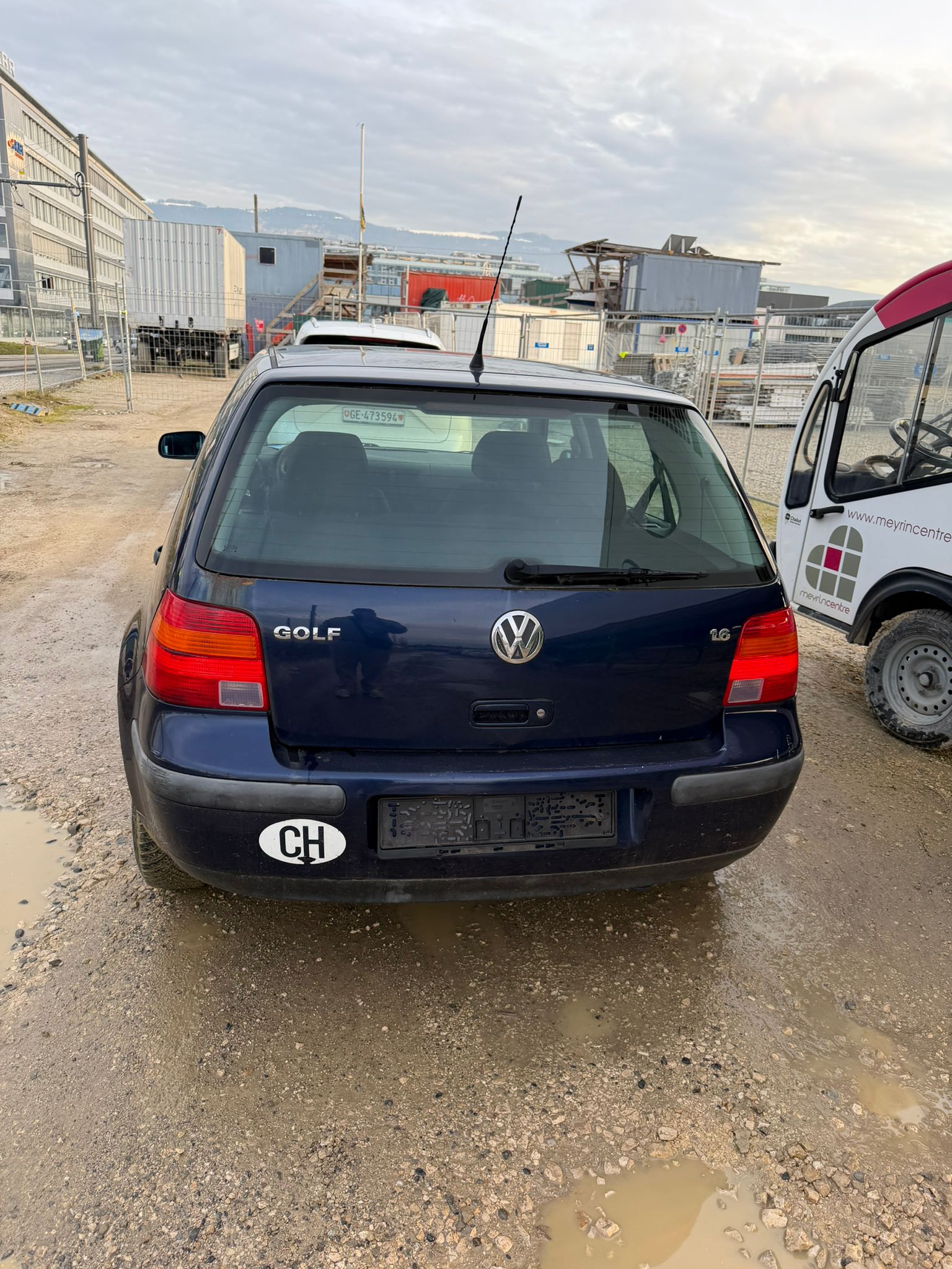 VW Golf 1.6-image-1