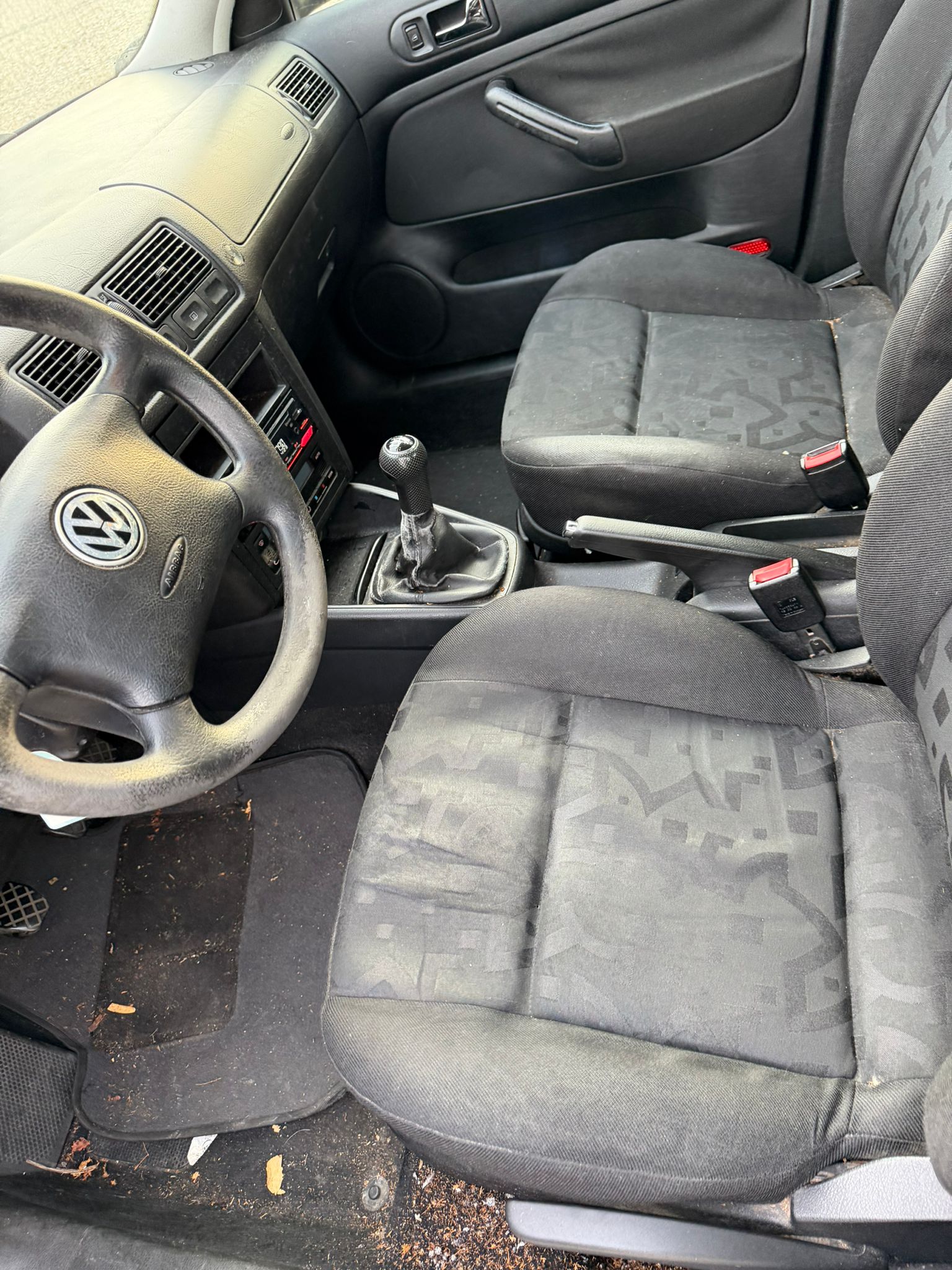 VW Golf 1.6-image-4