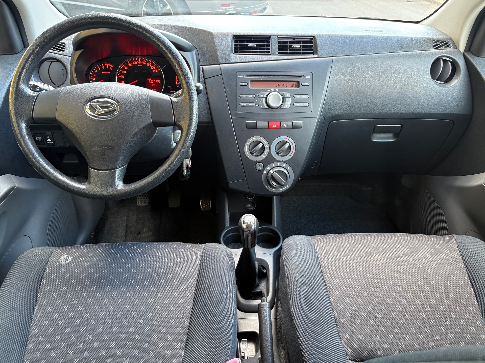 DAIHATSU Cuore 1.0-image-11