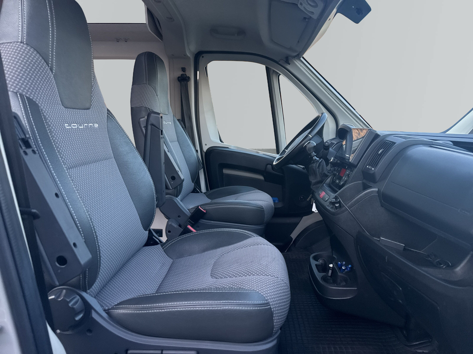TOURNE MOBIL TOURNE MOBIL 6.0 Heavy Chassis 165 PS-image-8