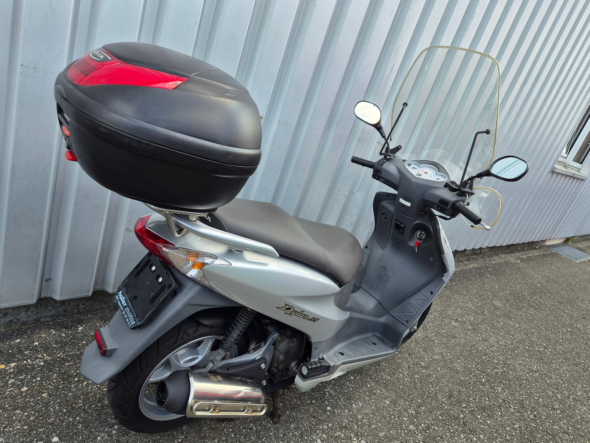 HONDA SES 125 Dylan-image-4