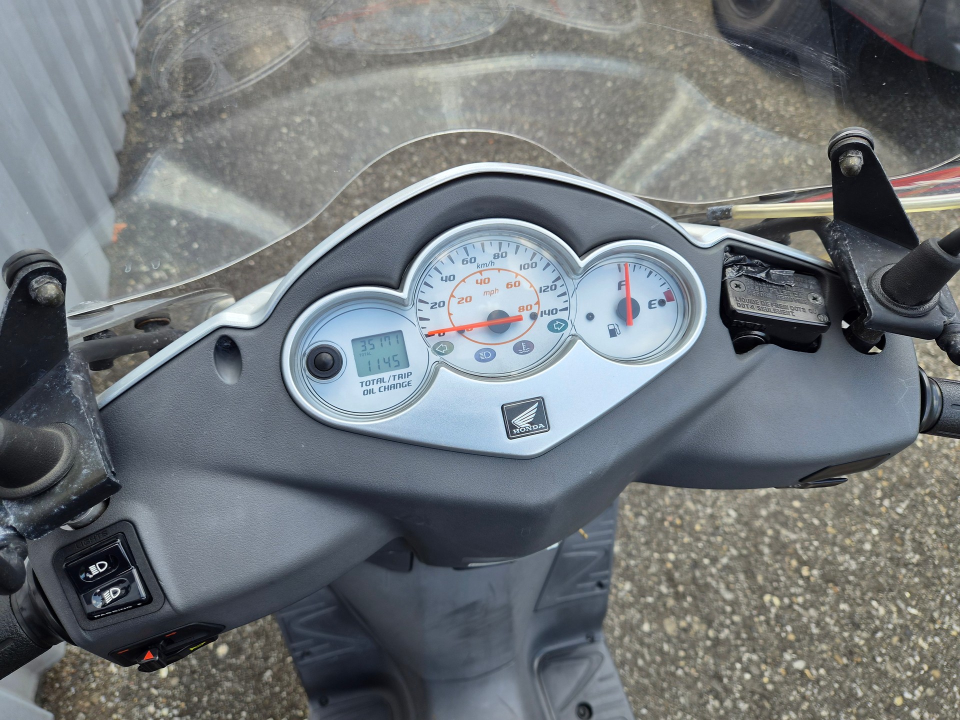 HONDA SES 125 Dylan-image-9