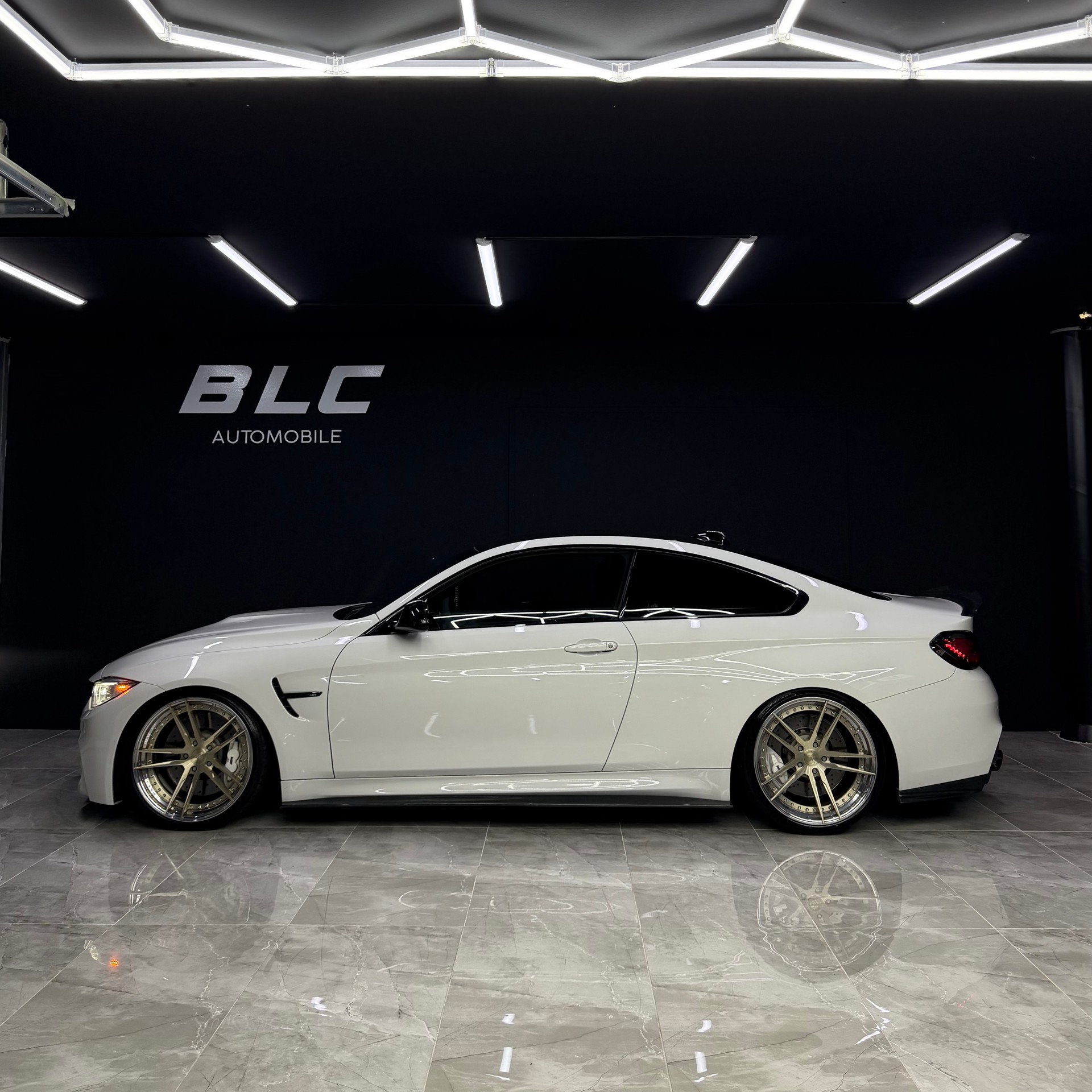 BMW M4 Coupé Handschalter Unikat-image-2