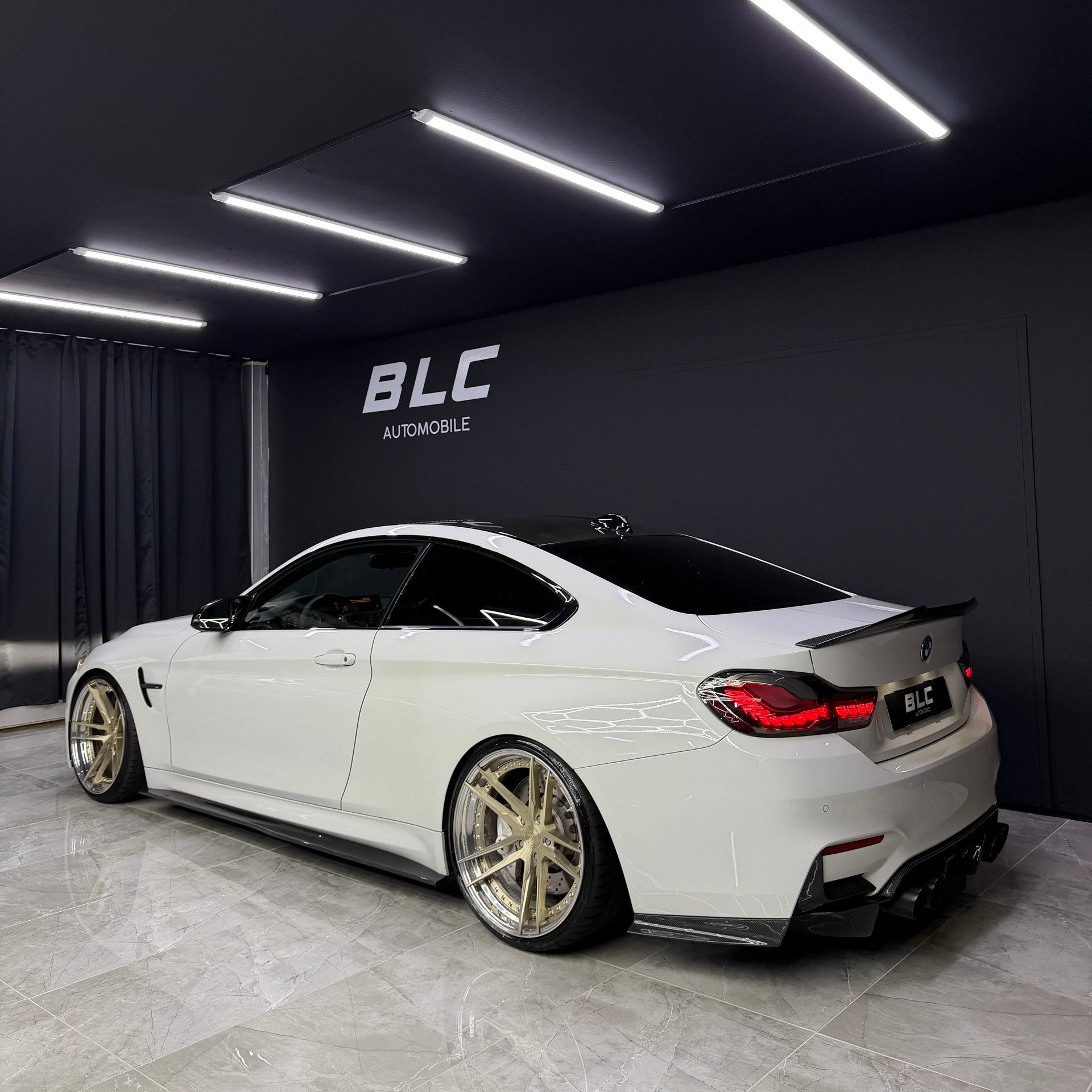 BMW M4 Coupé Handschalter Unikat-image-4